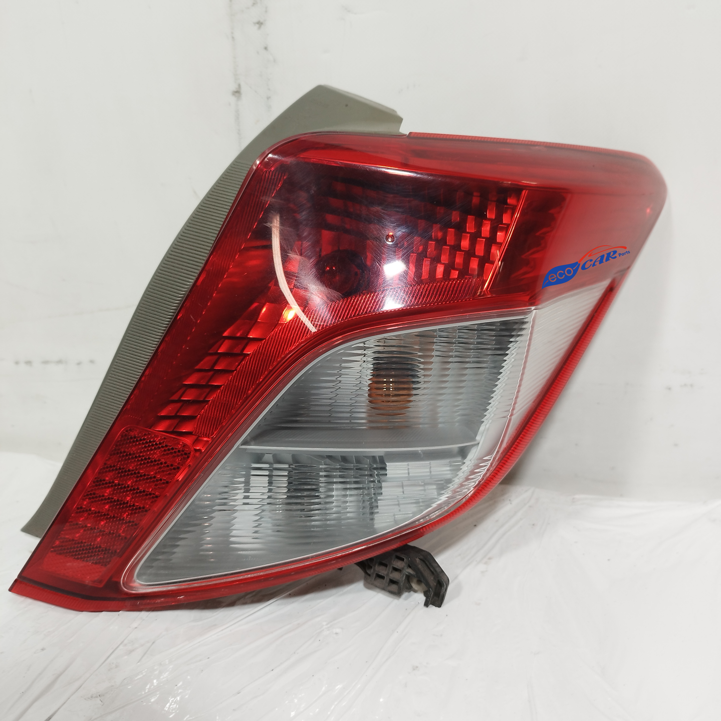 Fanale posteriore dx Toyota Yaris 2013 ecoAC13752