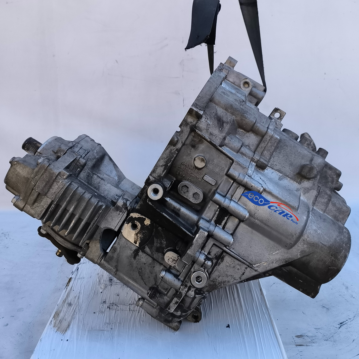 Cambio Volkswagen Tiguan 2.0 TDI 4x4 6 marce anno 2009 cod. LMU 06A301107C ecoAG7241