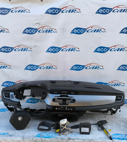 Alfa Romeo Giulietta 2012 Airbag-Kit, Code: 50520767 ecoAG5880