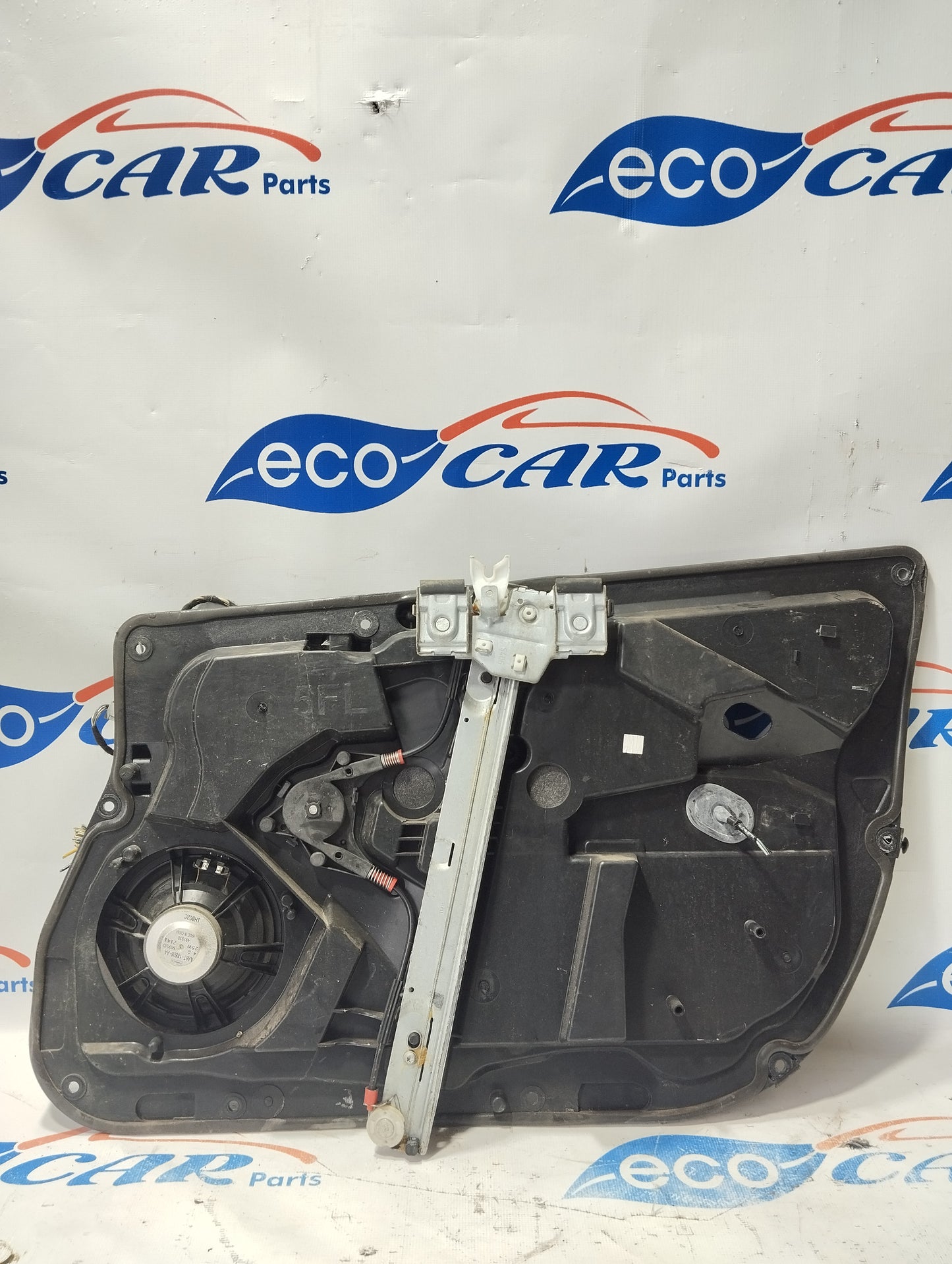 Gepäckträger vorne links Ford Fiesta 2010 Code: 8a61a045h17 ecoAG3689