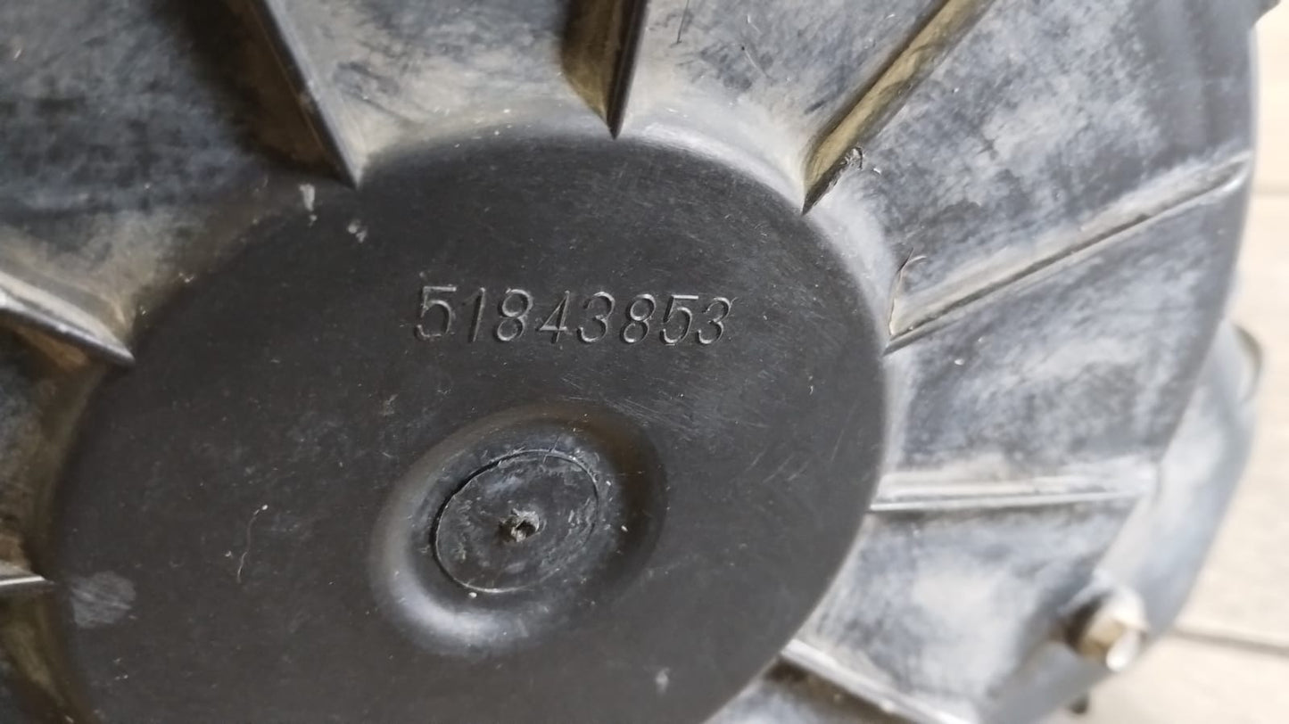 Alfa Romeo Giulietta 1.4 TB 2015 Luftfilterkasten-Code: 51843853 ecoAC11180