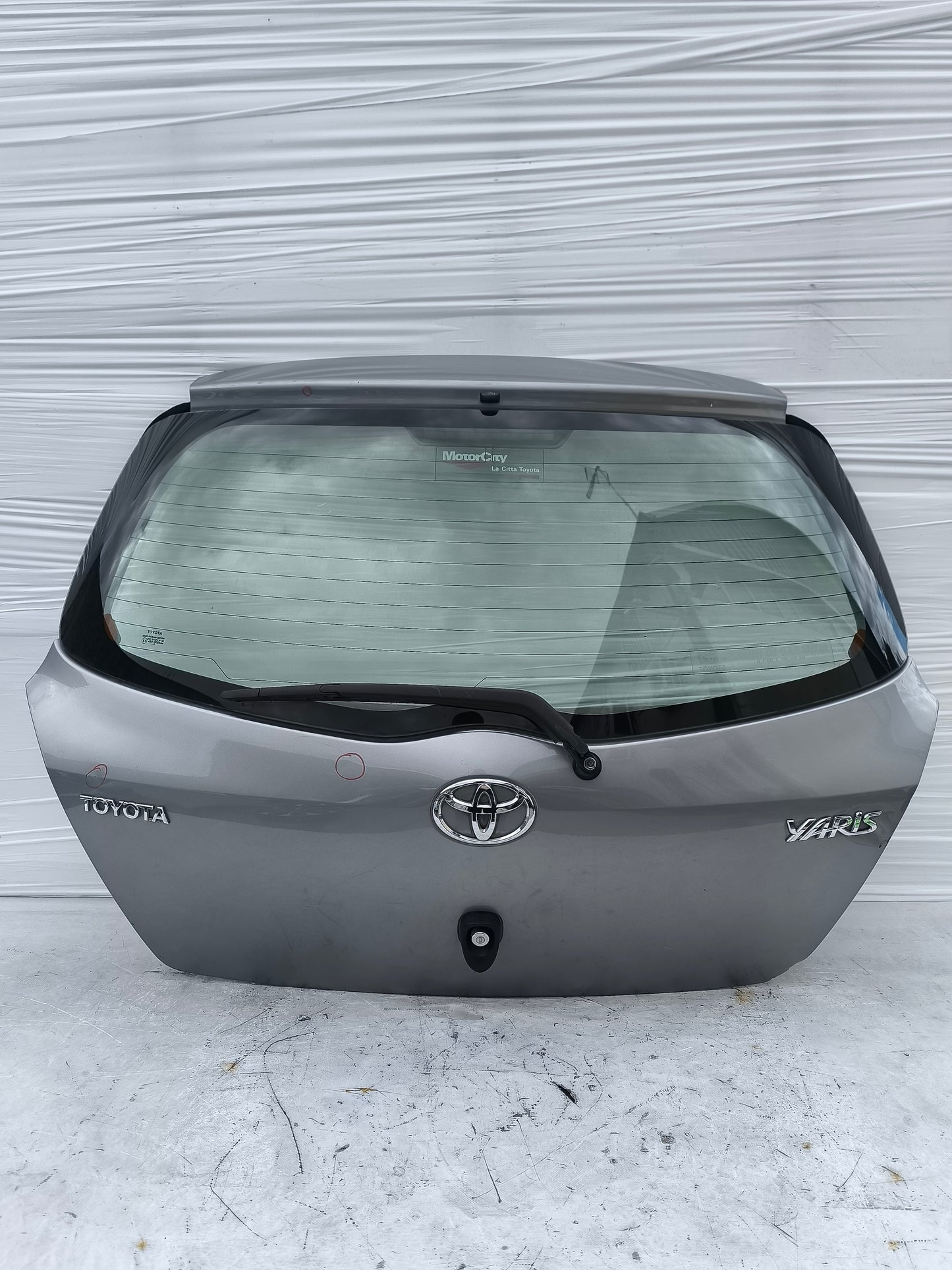 Portellone grigio Toyota Yaris anno 2006-2011 ecoAG7991
