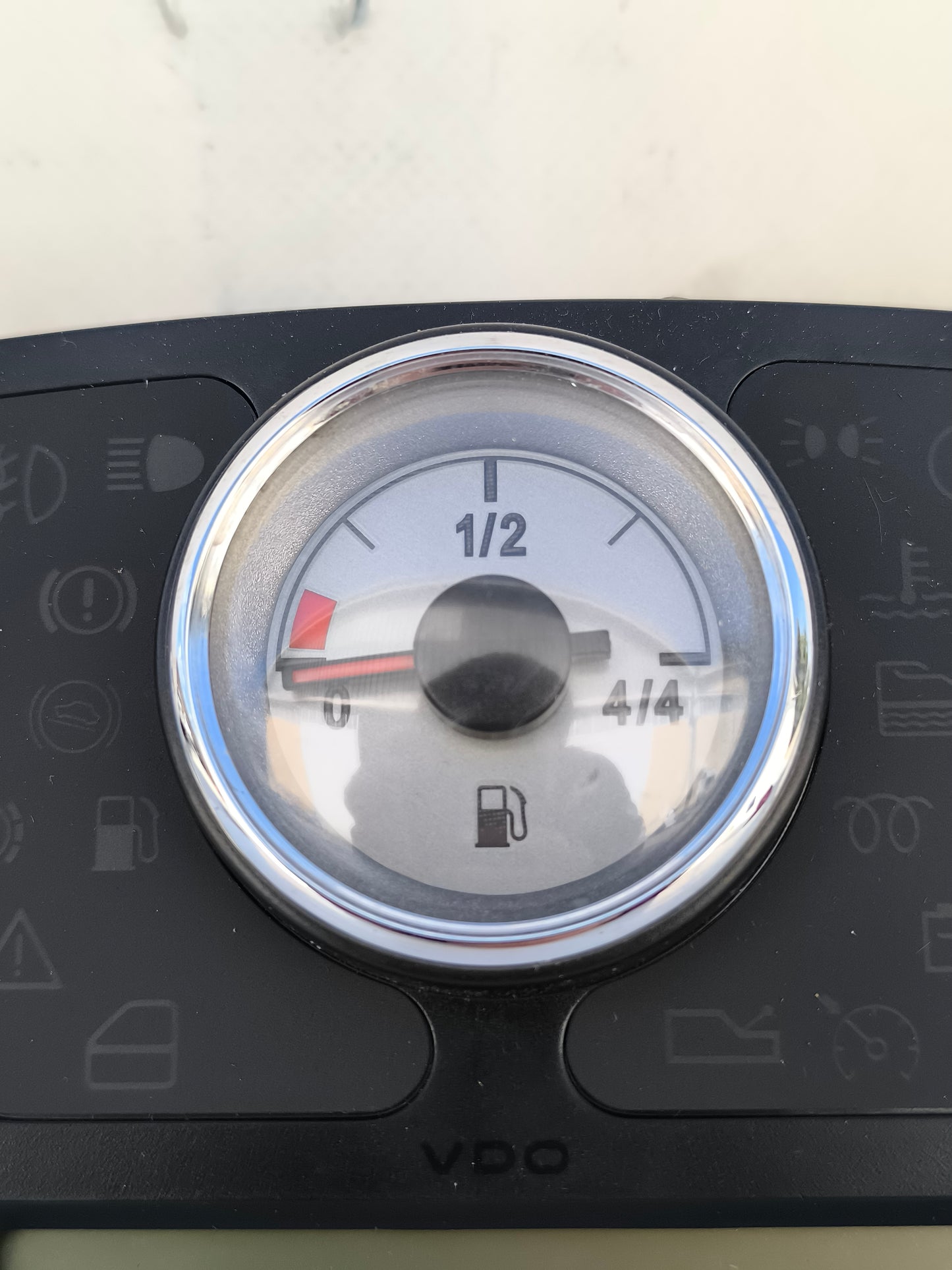 Lancia Ypsilon Instrumententafel, Baujahr 2008, Code 51786250, graues Modell mit einem Zeiger, ecoAG7550