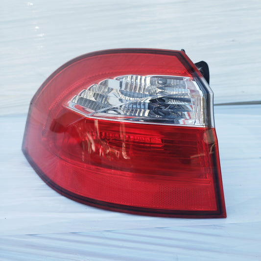Fanale posteriore sx Kia Rio 2012 cod: 92401-1W2 ecoDM092
