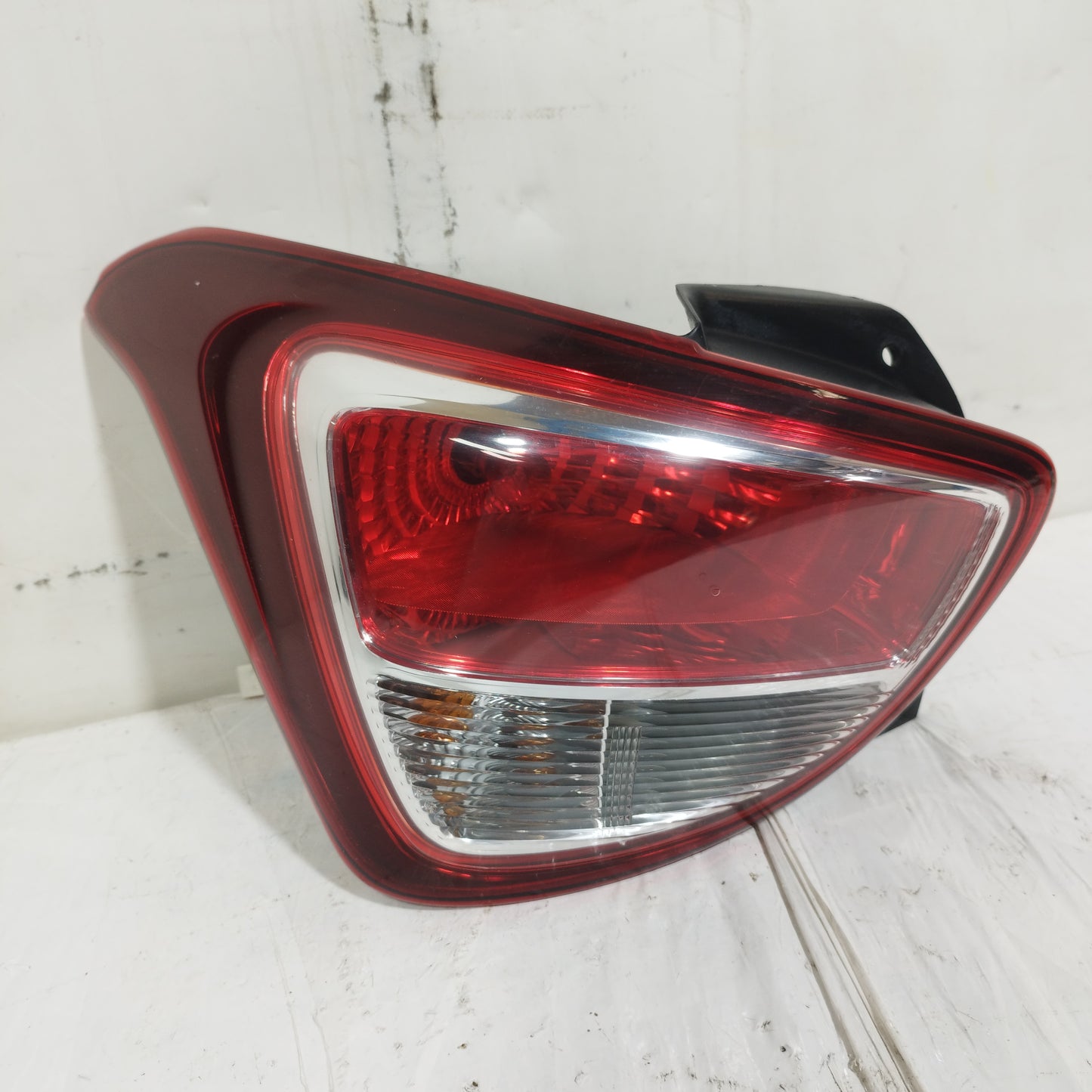 Fanale posteriore sx Hyundai I10 2013-2016 cod: 92401-B9100 ecoAC15364