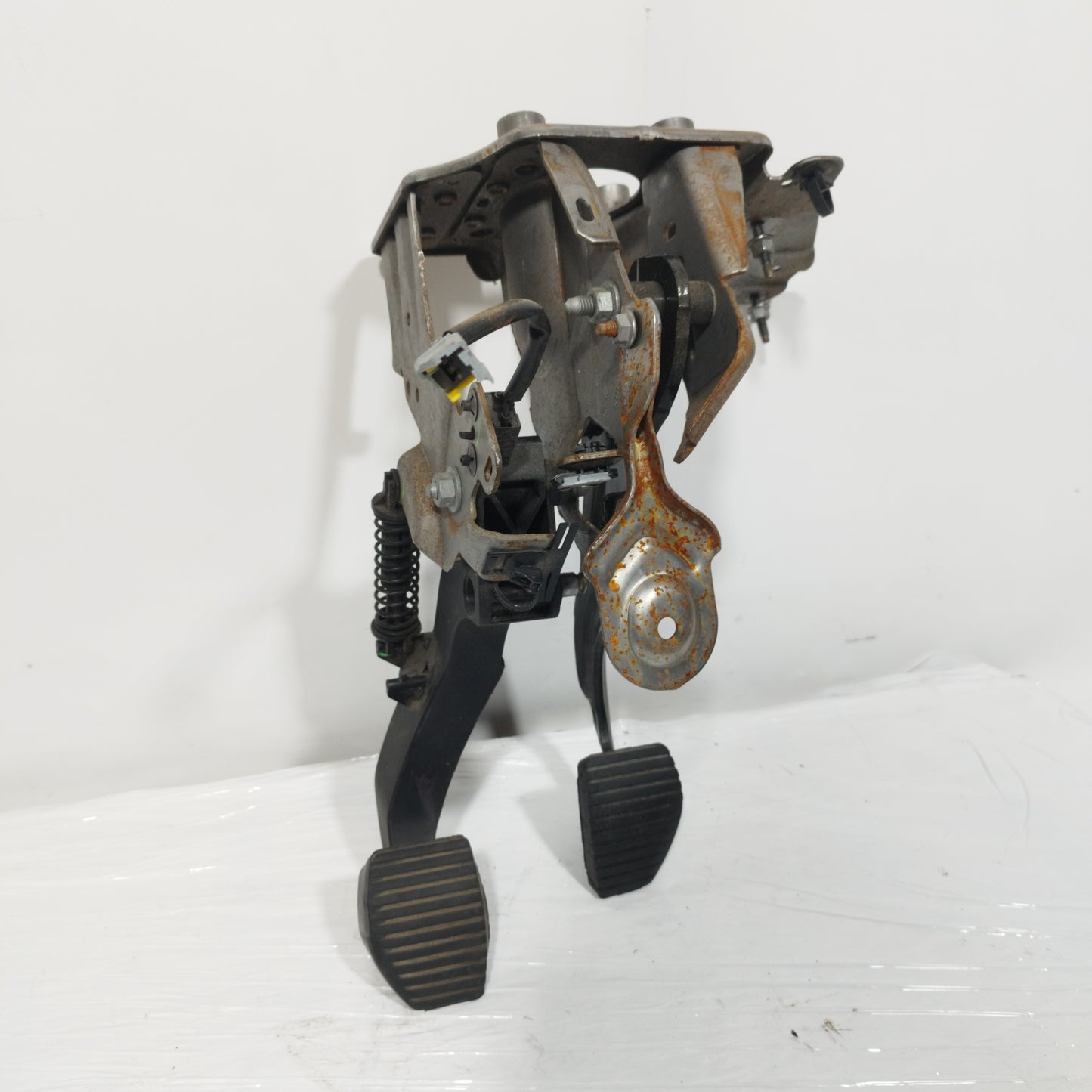 Pedaliera Peugeot 208 / Citroen C3 1.2 B 2013 cod: 6PV00994941 ecoAC6776