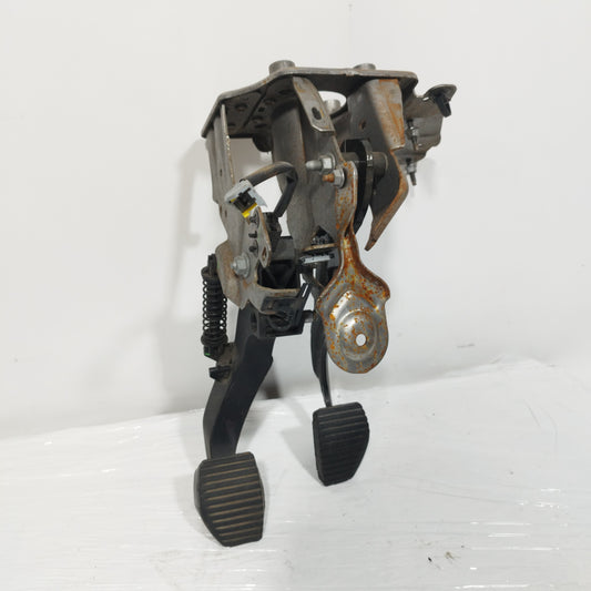 Pedaliera Peugeot 208 / Citroen C3 1.2 B 2013 cod: 6PV00994941 ecoAC6776