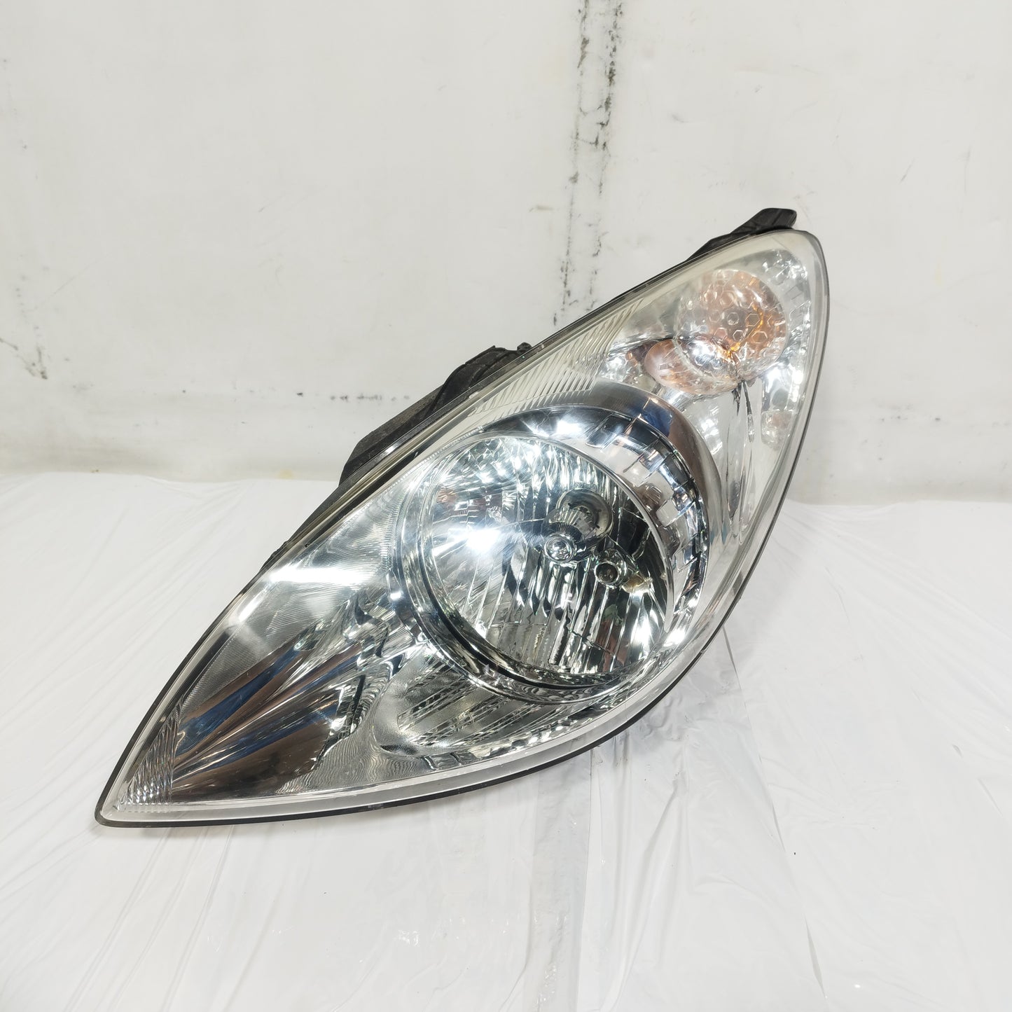 Fanale anteriore sx Hyundai I20 2010 ecoAC14701