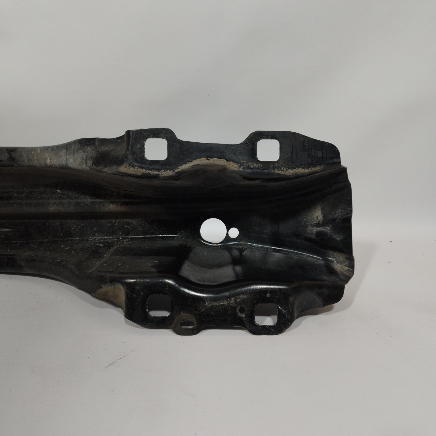 Jaguar F-pace 2018 rear bumper reinforcement ecoAC11379