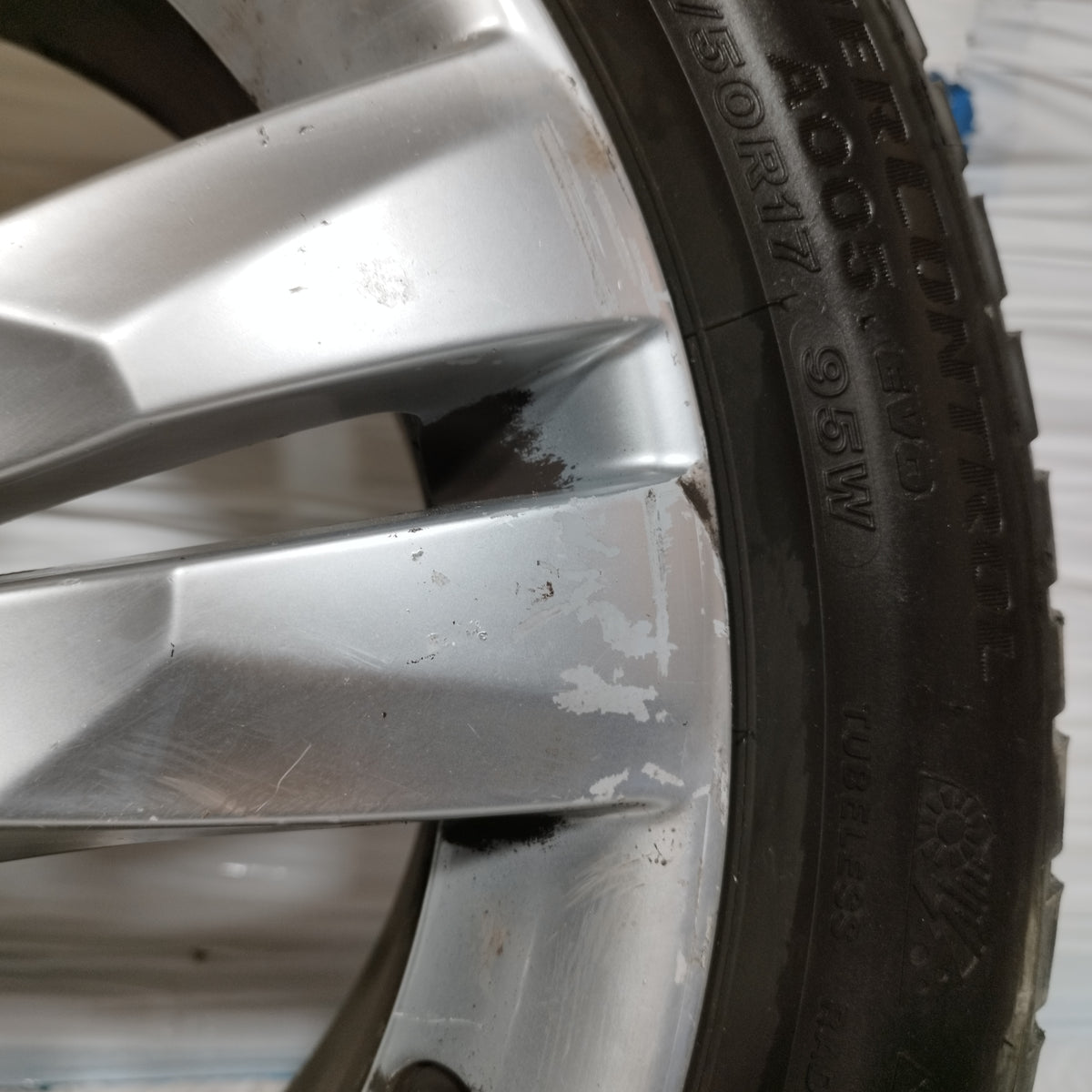 Cerchi in lega con gomme Peugeot 5008 I serie (T8) 2009-2016 ecoAC16910
