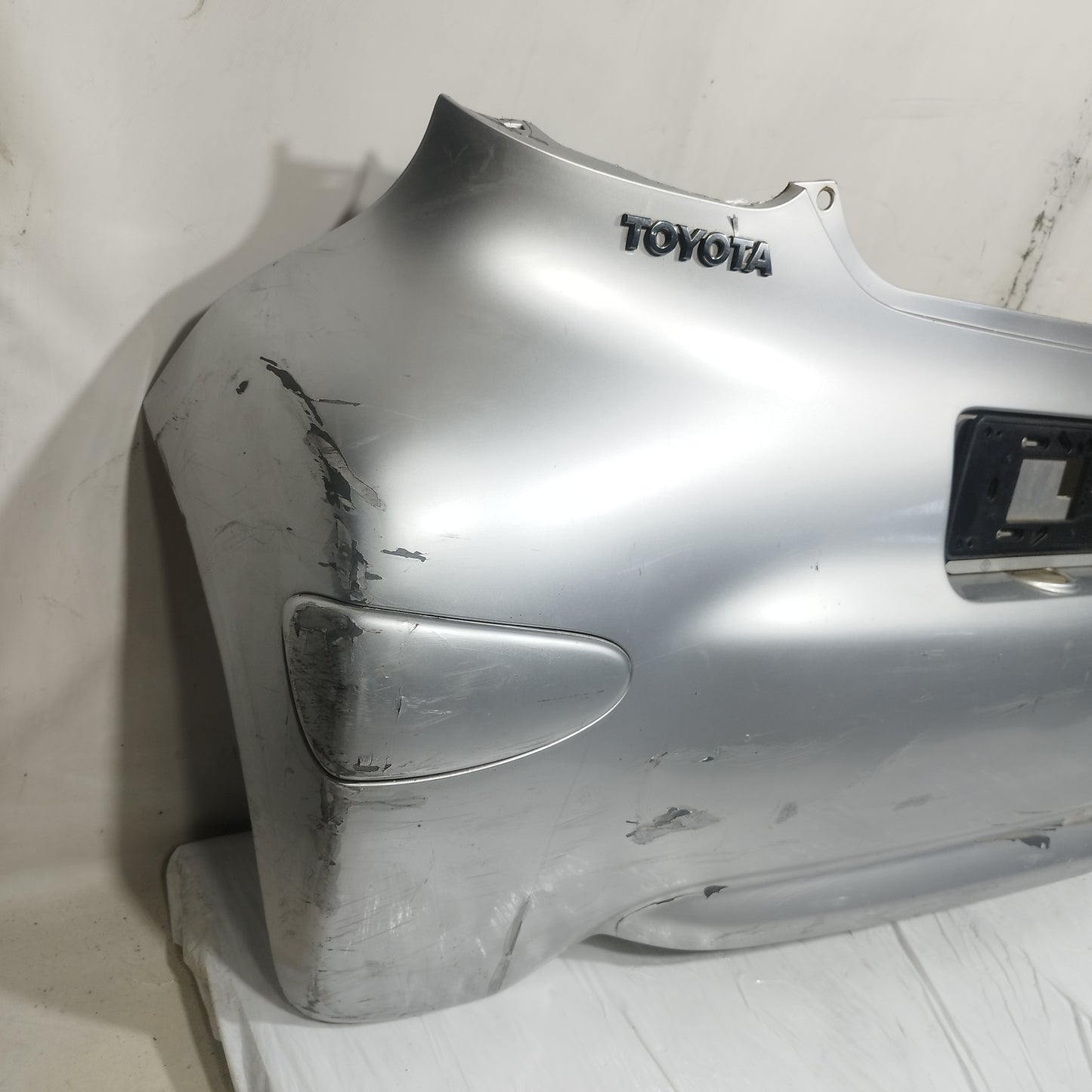 Paraurti posteriore grigio Toyota Aygo 2005-2014 cod: 52159-0H030 ecoAC16146