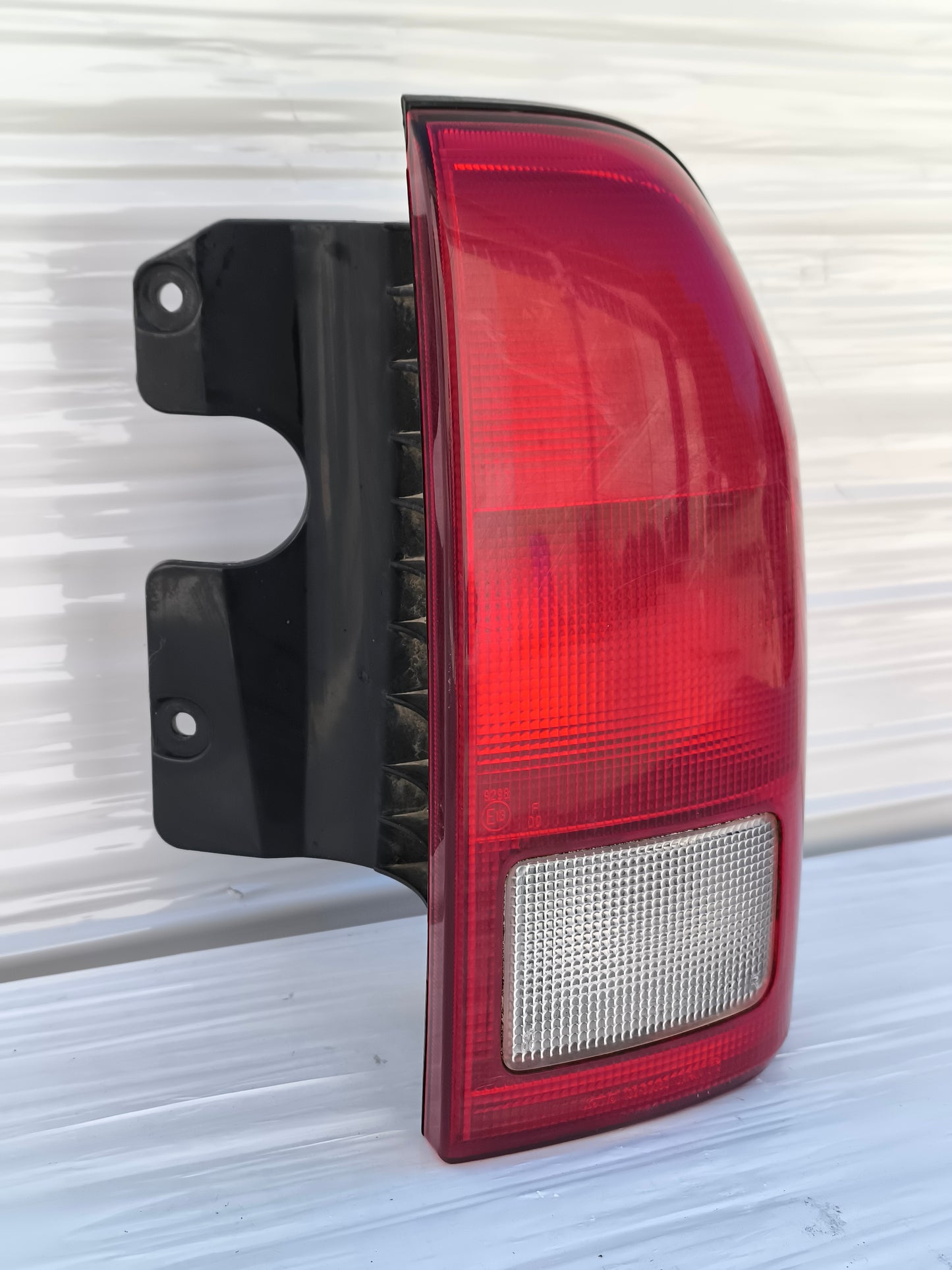Fanale posteriore dx Suzuki Grand Vitara anno 1999 ecoAG8130