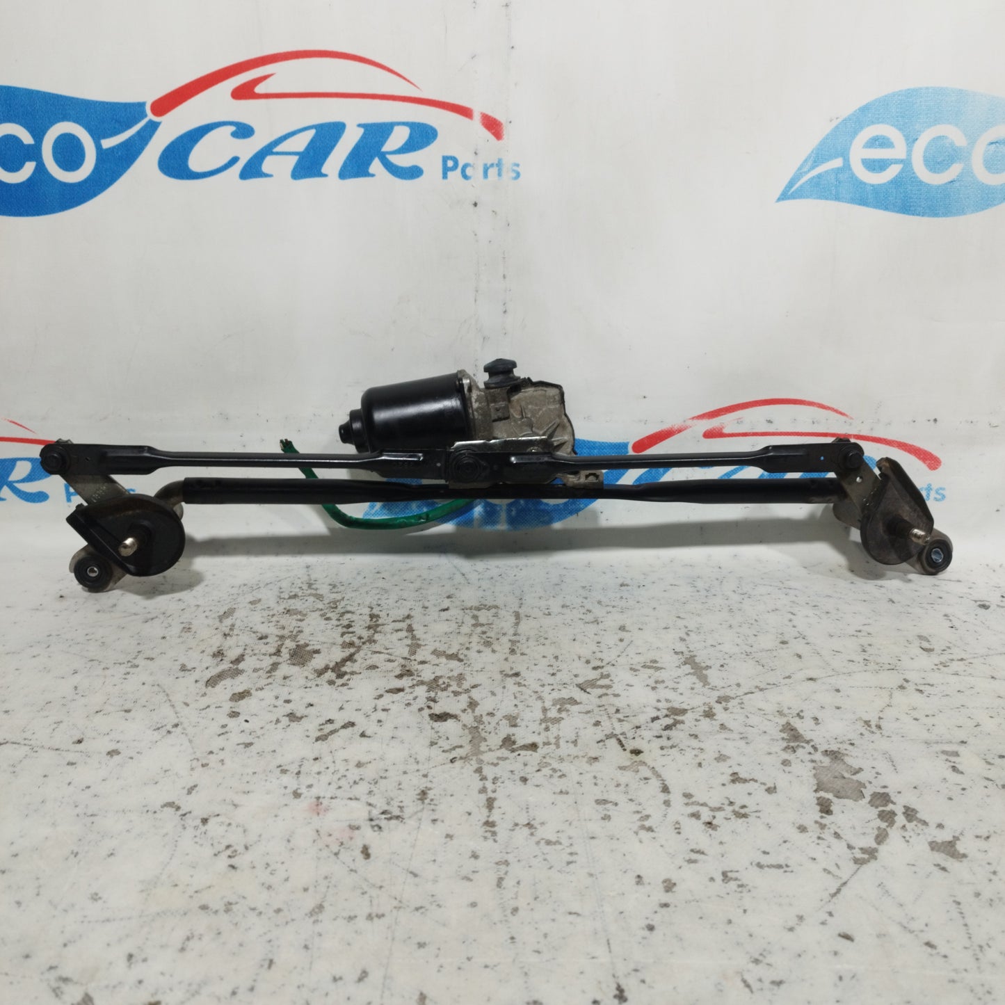 Front Windshield Wiper Motor Kia Soul 2008 code: 98110-2K000 ecoAC9366