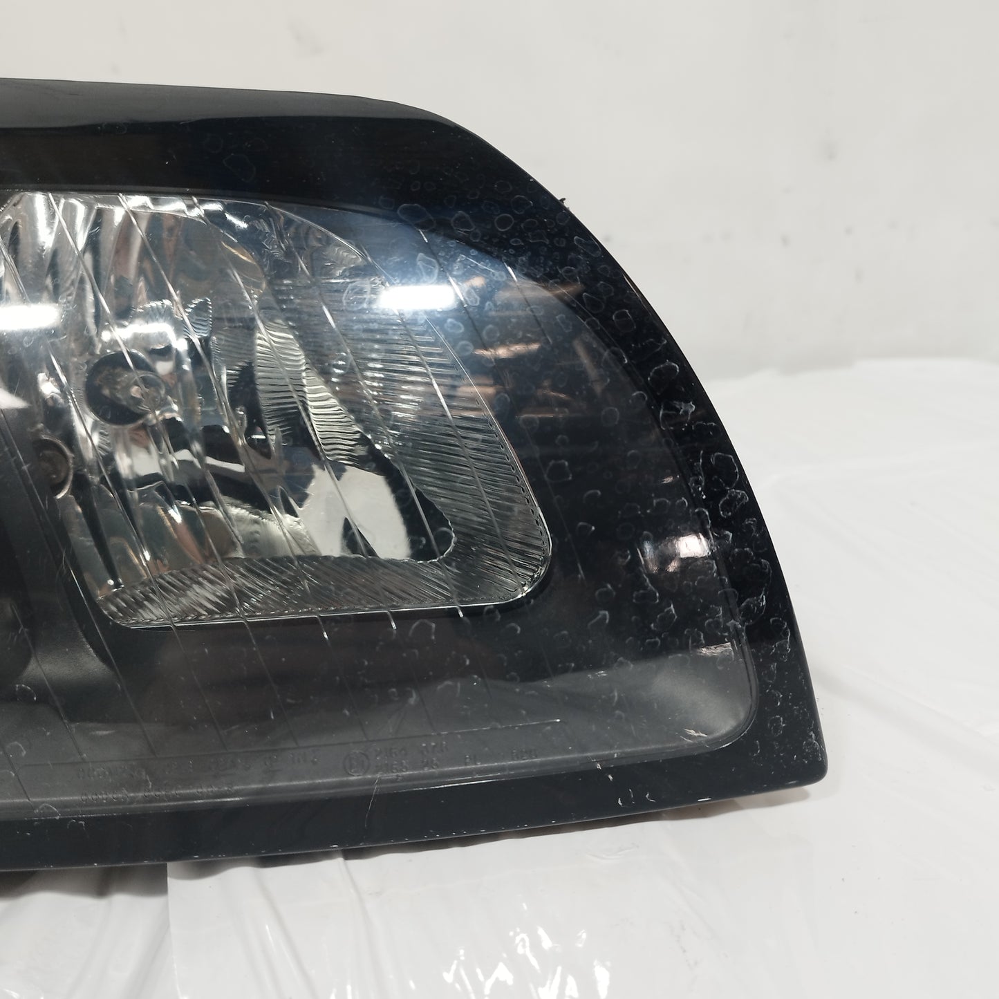 Fanale anteriore dx Volvo C30 2007 Xenon cod: 30657173 ecoAC14409