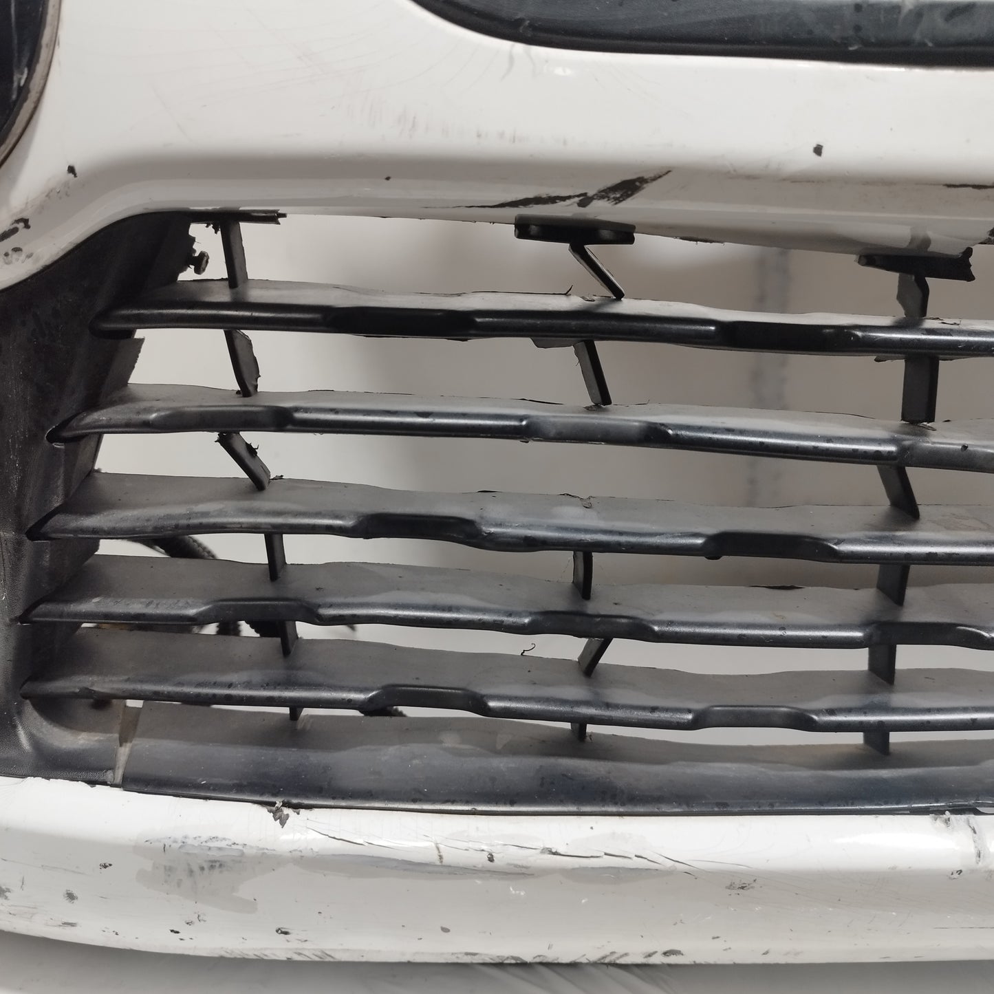 Paraurti anteriore Bianco Citroen C3 Picasso 2009 ecoAC14197