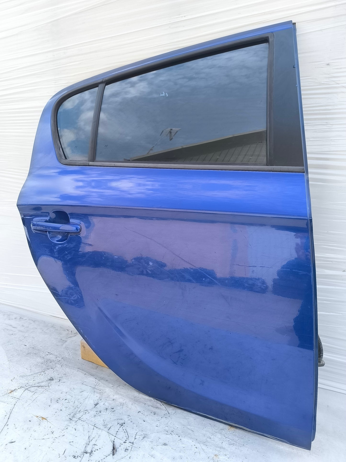 Sportello blu posteriore dx Hyundai I20 I serie 2008-2014 ecoAG8010