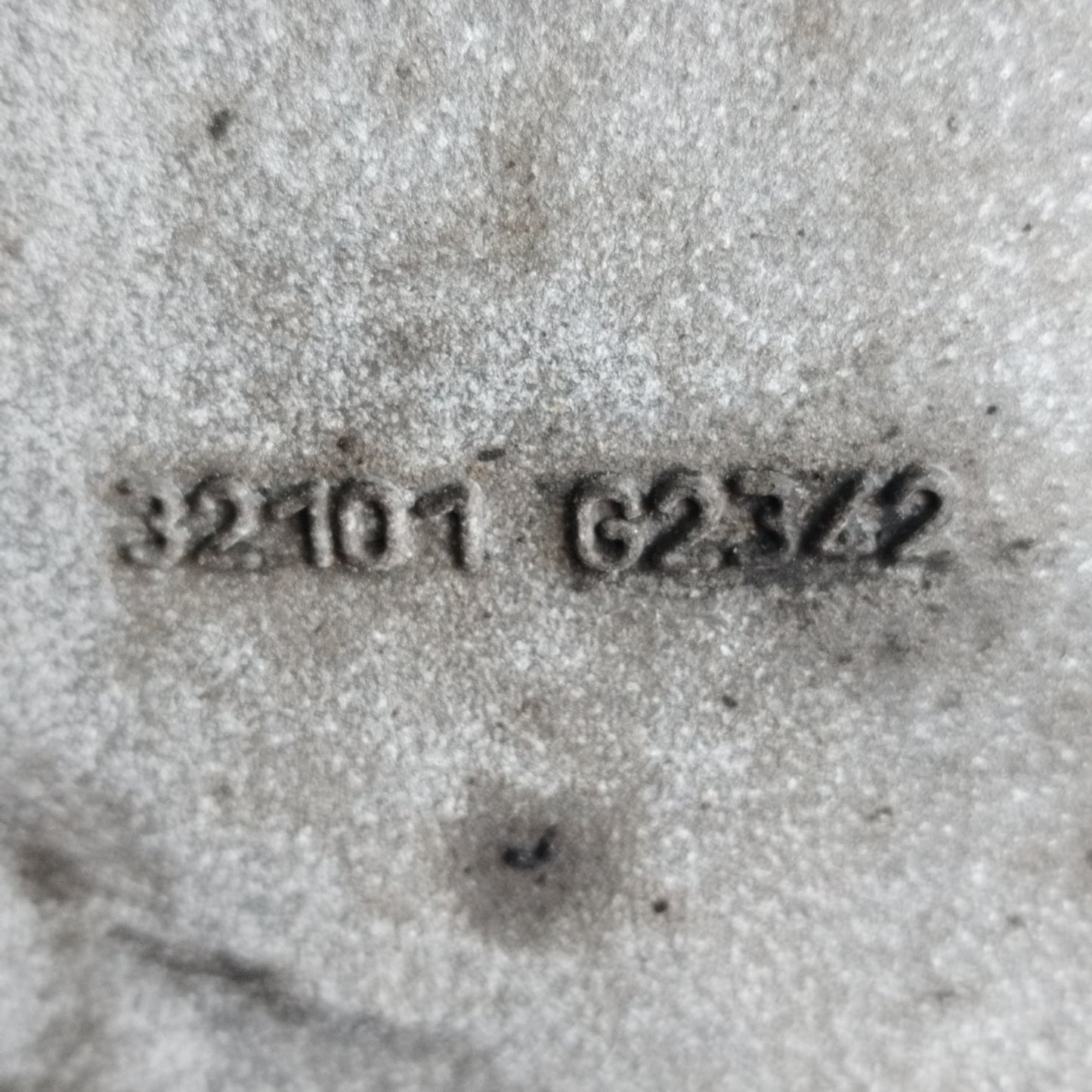 Gearbox Nissan Terrano II 2.7 TD code: 32131-g2342 ecoAC11292