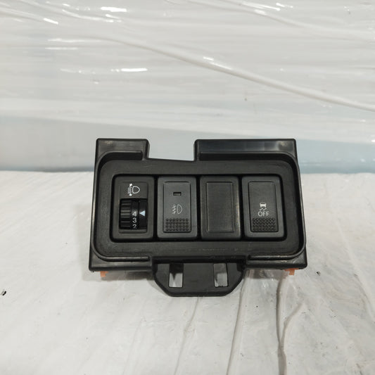 Pulsantiera regolazione luci Suzuki Swift IV (FZ/NZ) 2010-2017 cod: 73835-68l0 ecoAC16872