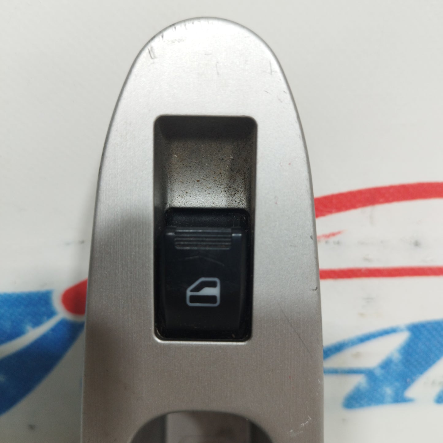 Pulsantiera posteriore sx DR1 2010 Cod: S18-3746150 ecoAC8601