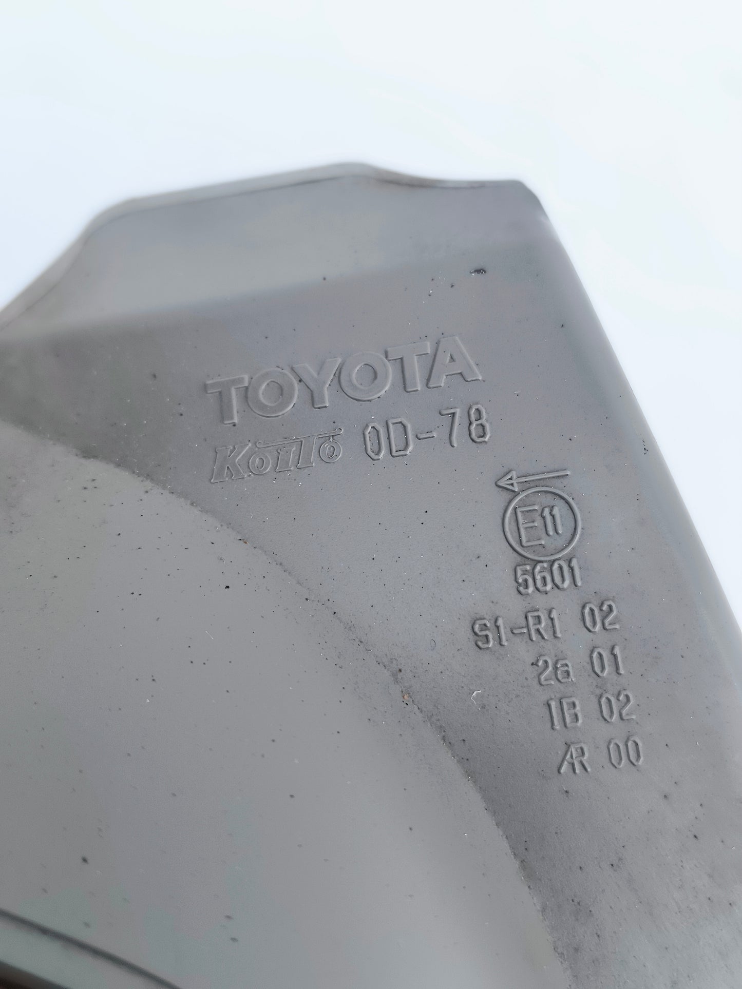 Toyota Yaris 2013 linke Rückleuchte ecoAG7048