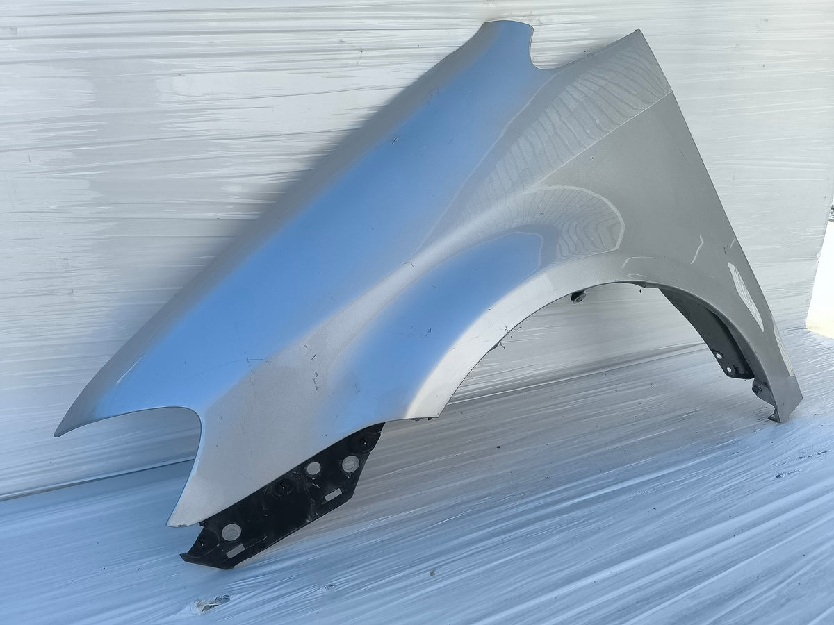 Parafango sx grigio argento Volkswagen Touran I (1T) 2007-2010 ecoAG10015