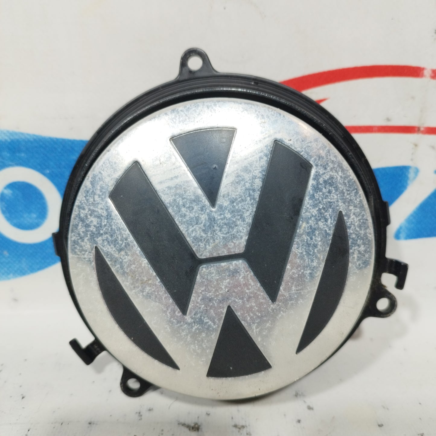 Tailgate handle Volkswagen Golf 5 2004 Code: 1K0827469D ecoAC9550