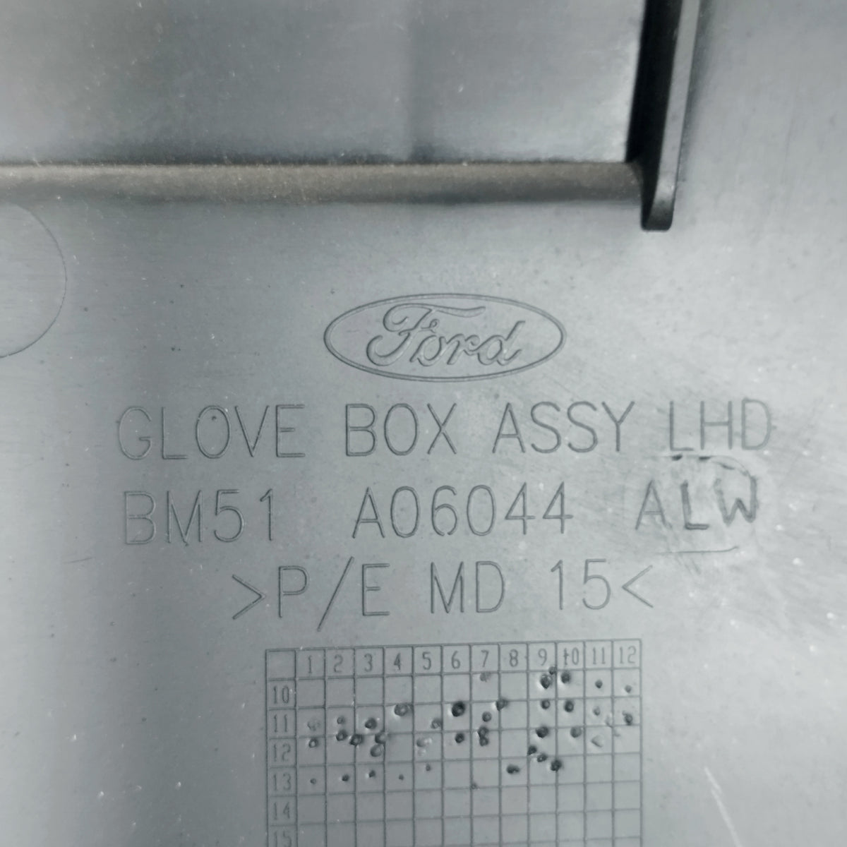 Cassetto porta oggetti Ford Focus III 2011-2014 cod: BM51A06044ALW ecoAC16862