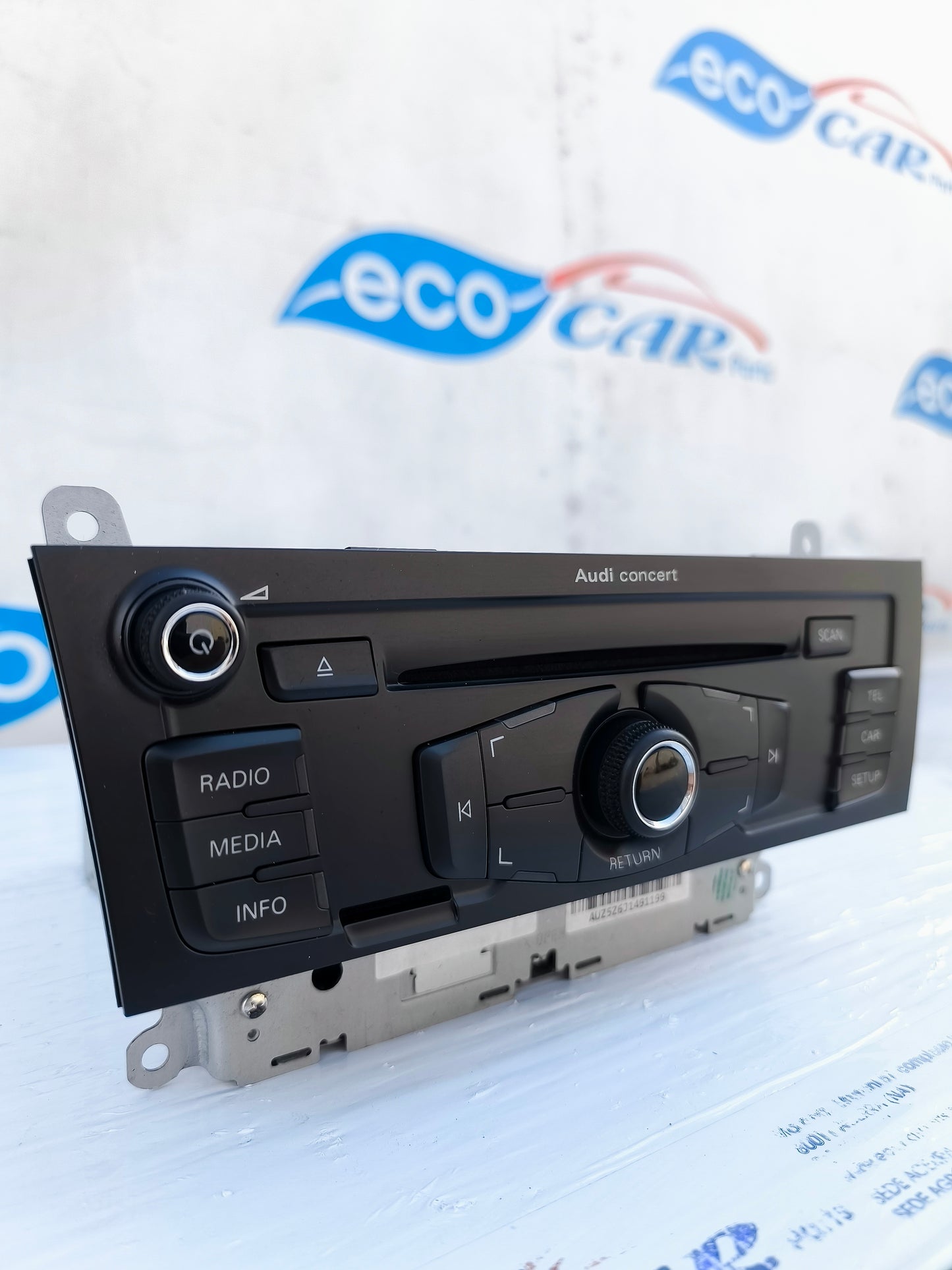 Audi A5 8TA 2010 car radio Cod. 8T1035186P ecoAG5747