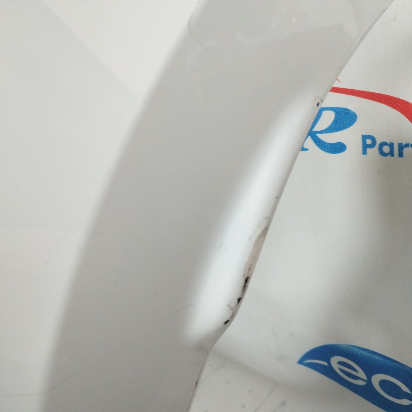 Paraurti posteriore bianco Renault Clio 2017 ecoAC10077