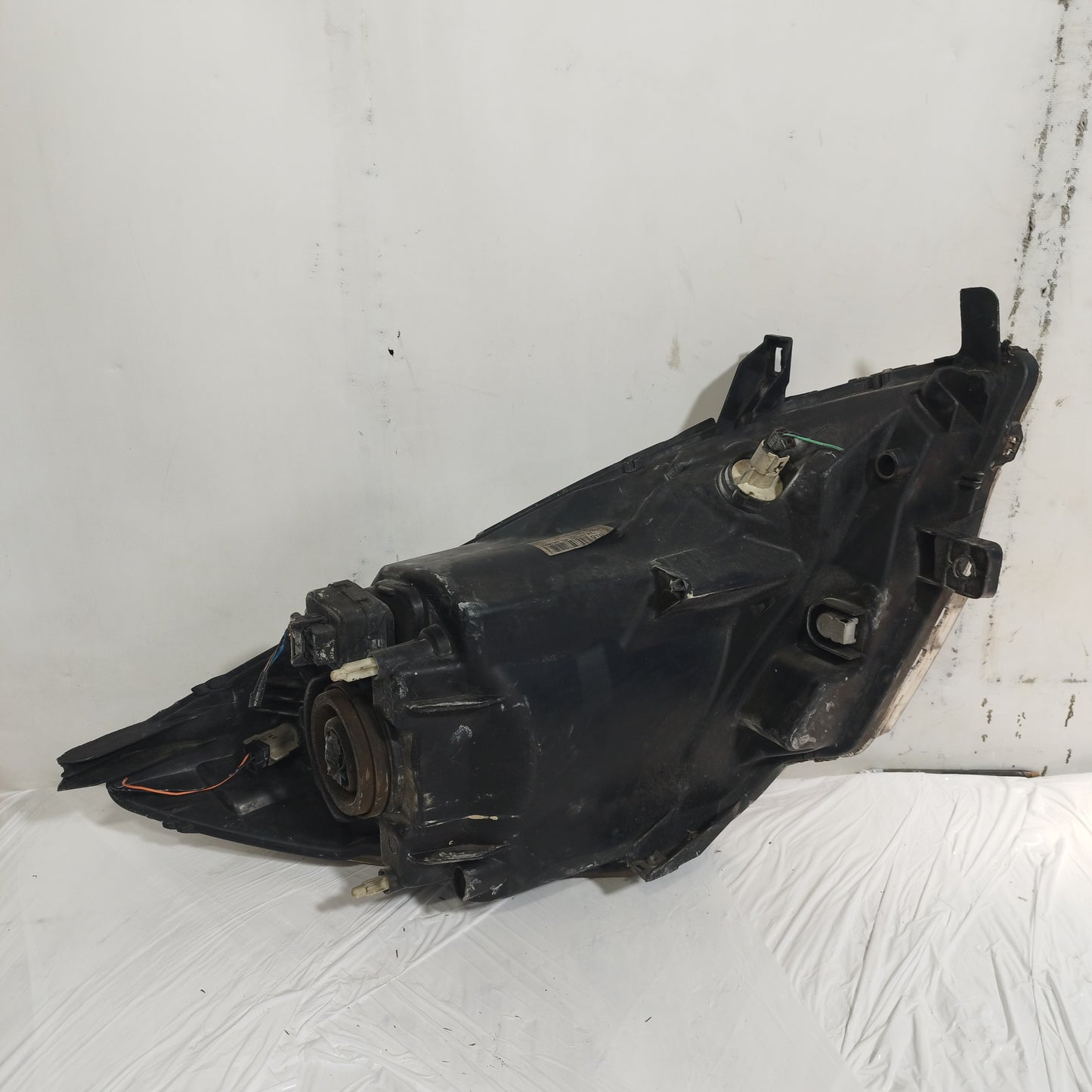 Fanale anteriore sx Nissan Note 2010 cod: 26060BH10B ecoAC15923