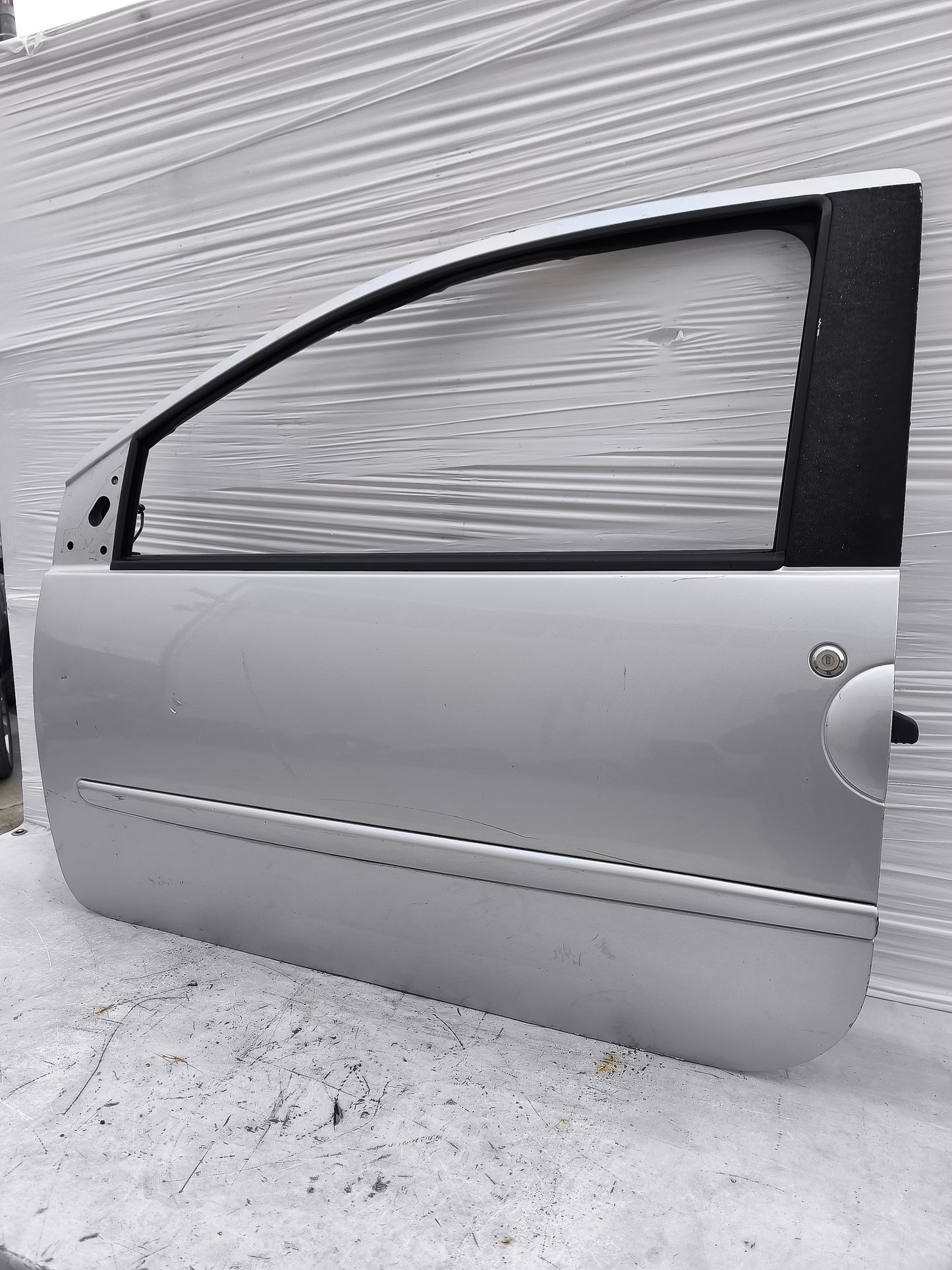 Sportello sx grigio argento Renault Twingo anno 2007-2014 ecoAG8017
