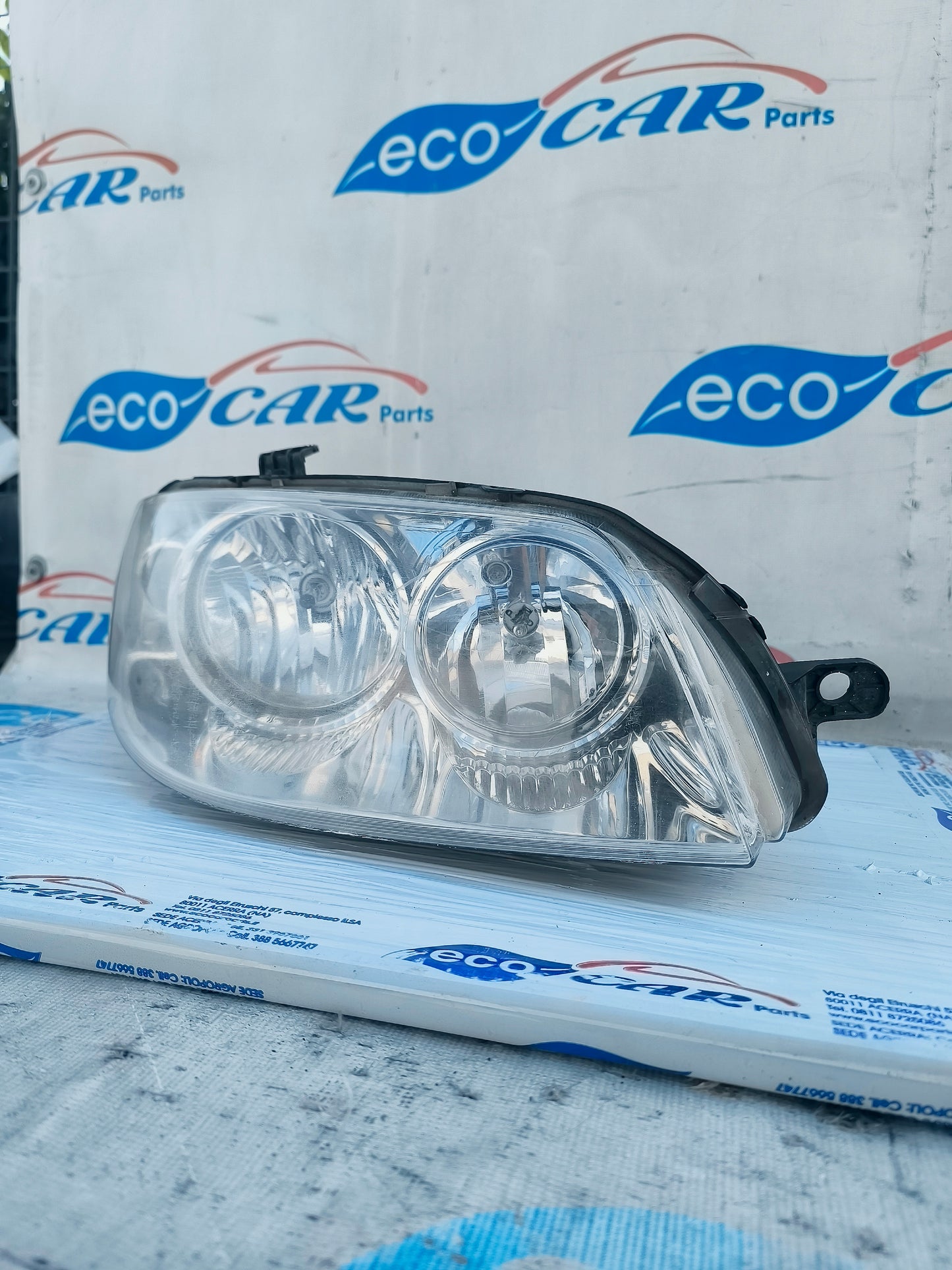 Fanale anteriore destro Fiat Punto anno 2005 ecoAG6273