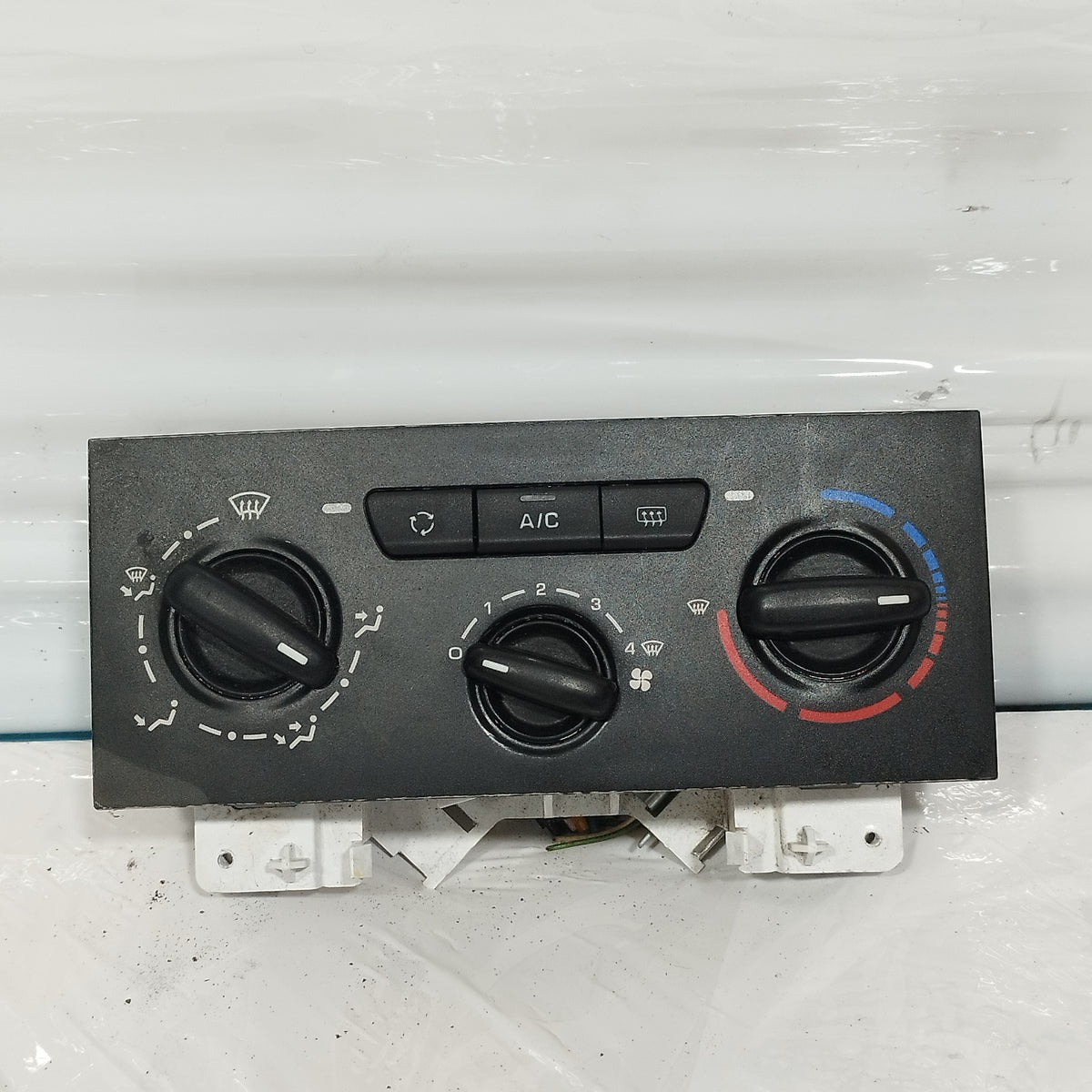 Pulsantiera aria condizionata Fiat Scudo II (270/272) 2007-2016 cod: 1400153380 ecoAC17097