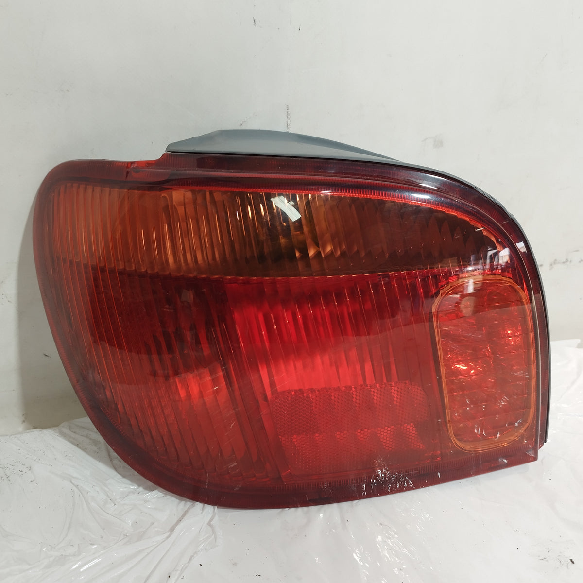 Fanale posteriore sx Toyota Yaris (XP10) 1999-2003 ecoAC16470