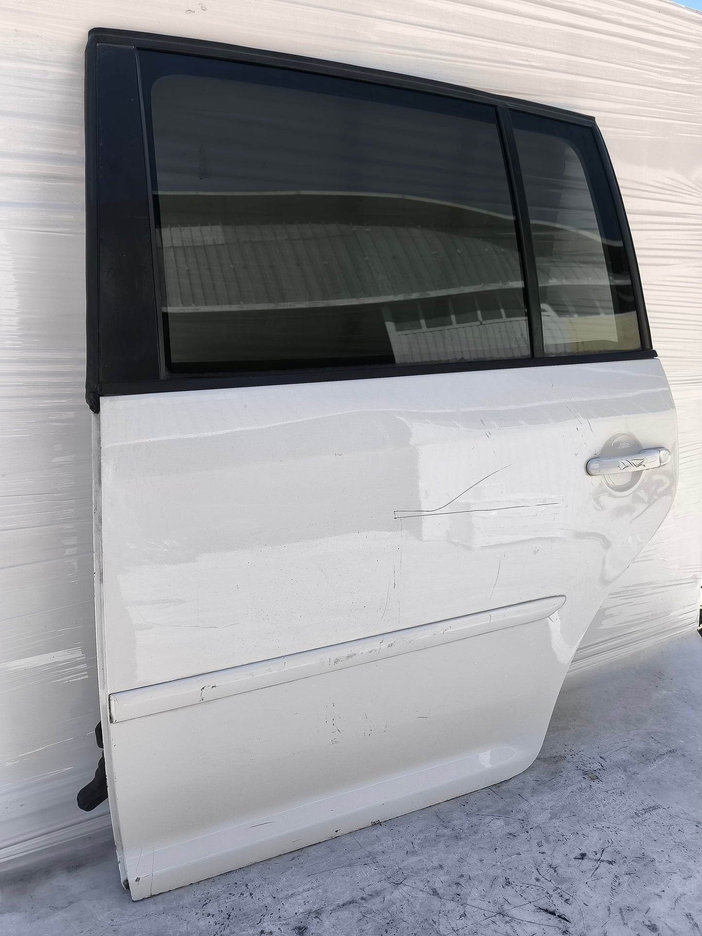 Sportello posteriore sx bianco Volkswagen Touran (1T1 / 1T2 / 1T3) anno 2003-2015 Restyling ecoAG8197
