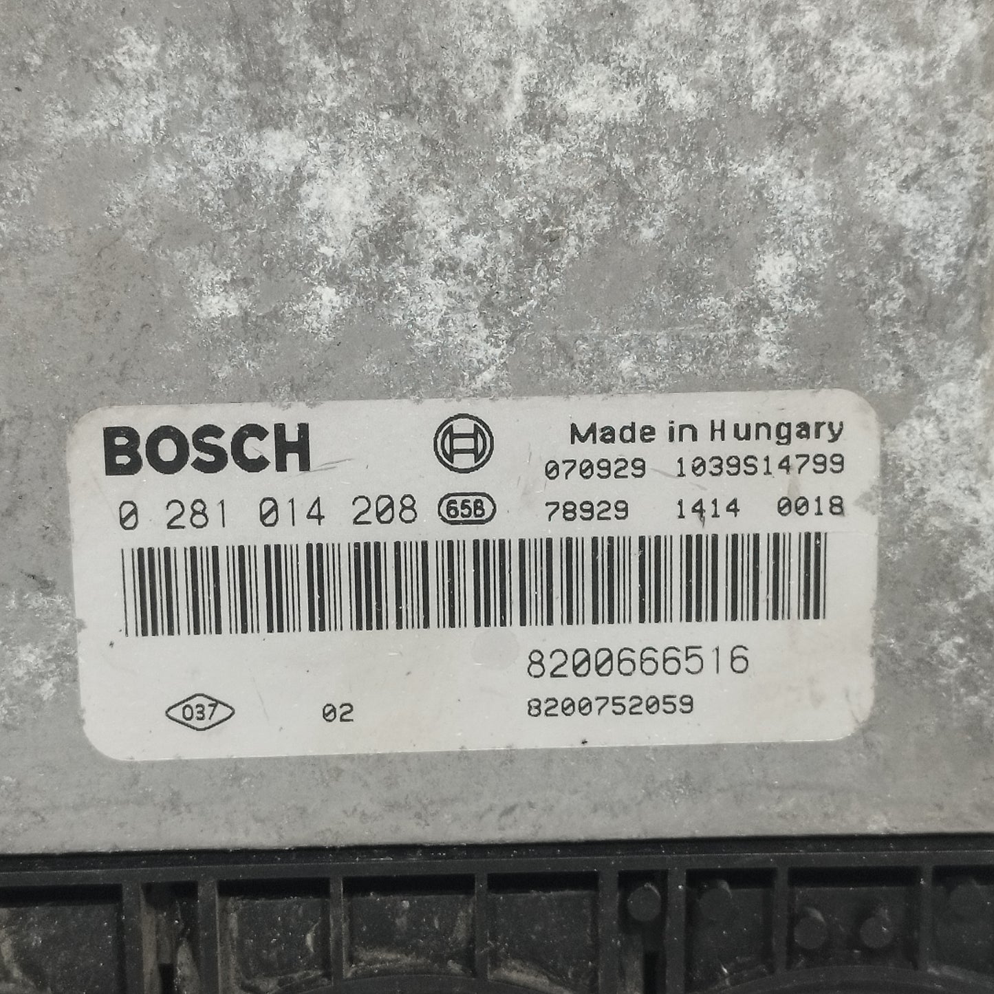 Engine control unit Opel Vivaro 2.0DCI 2007 Code: 0281014208 ecoAC12299