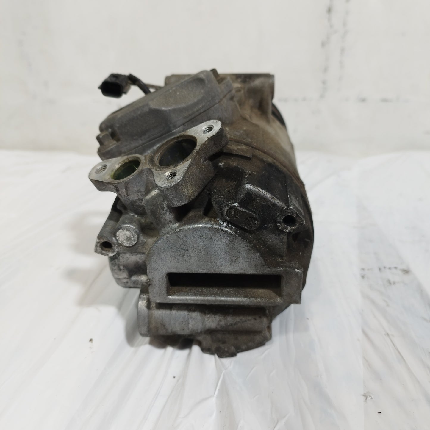 Compressore a / c Nissan Qashqai 2.0 DCI 2010 cod: 92600BR70A ecoAC15403