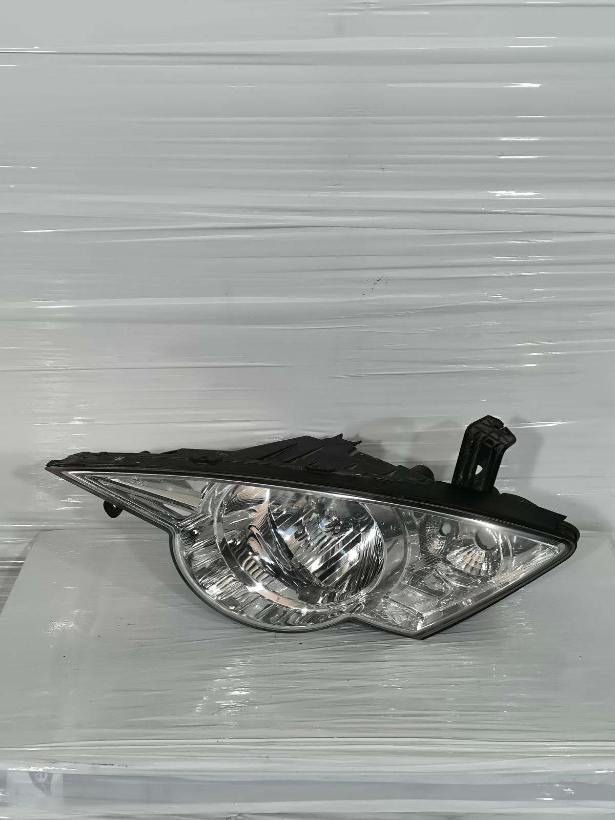 Fanale anteriore sx SsangYong Actyon (CJ) anno 2006-2011 ecoAG9806