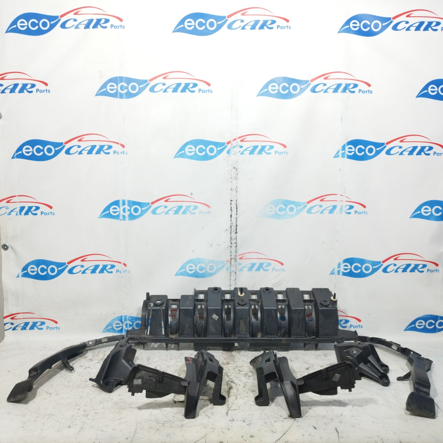 Komplettes Führungsset für die hintere Stoßstange Peugeot 3008 2011 ecoAC9605