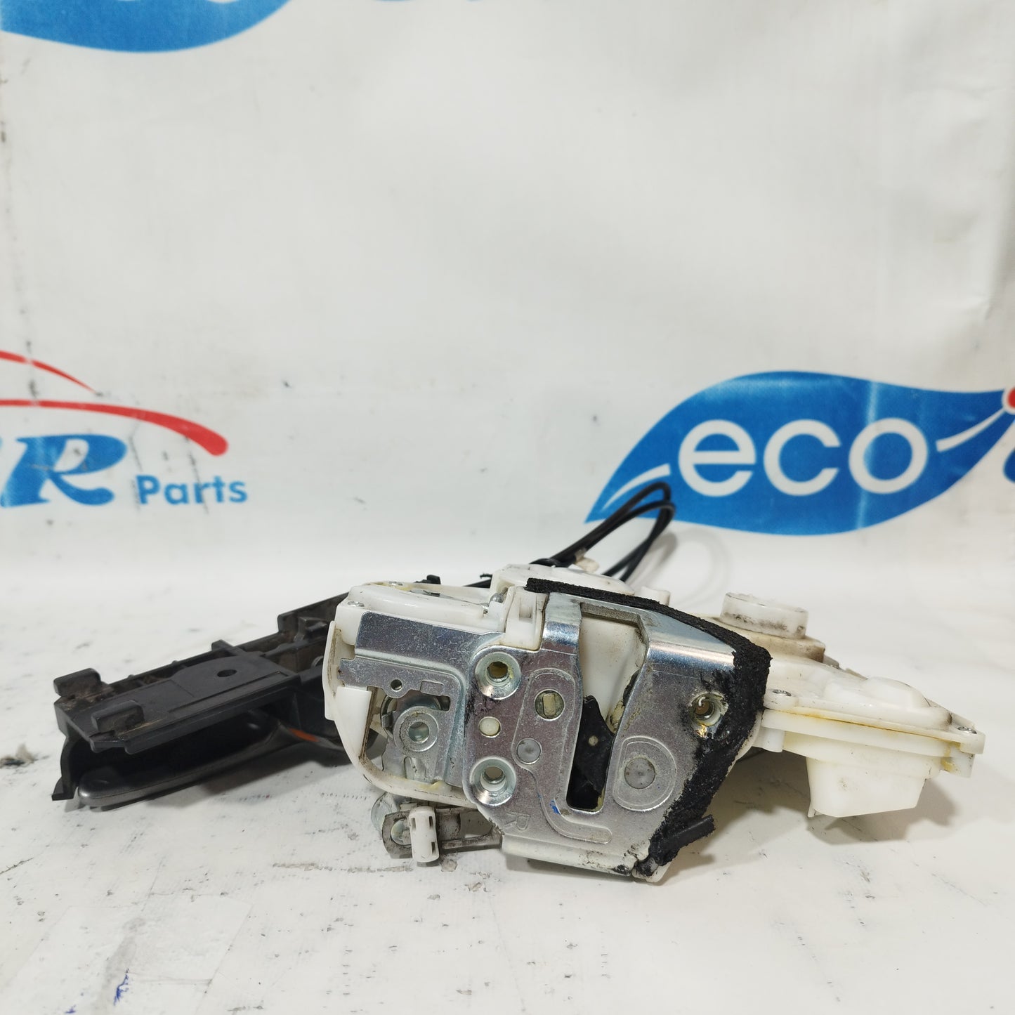 Serratura anteriore dx Suzuki Swift 2007 ecoAC10570