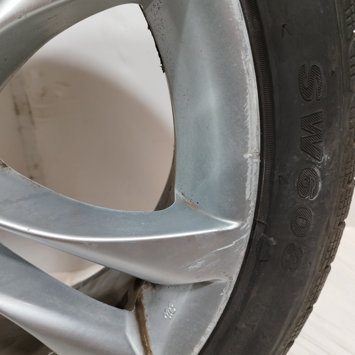 Cerchi in lega con gomme Audi A6 2010 ecoAC13041