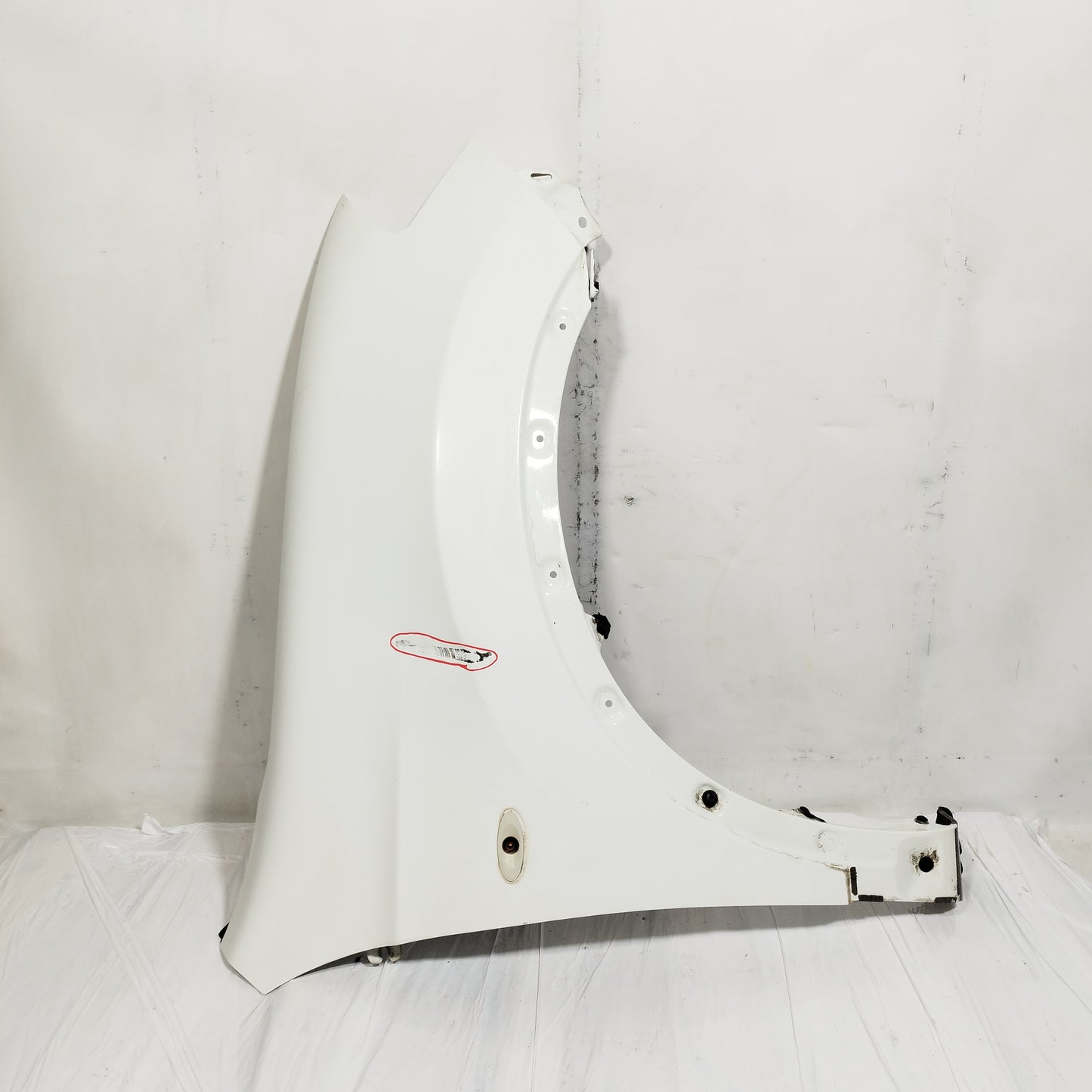 Parafango anteriore dx bianco Nissan Qashqai 2012 ecoAC14552