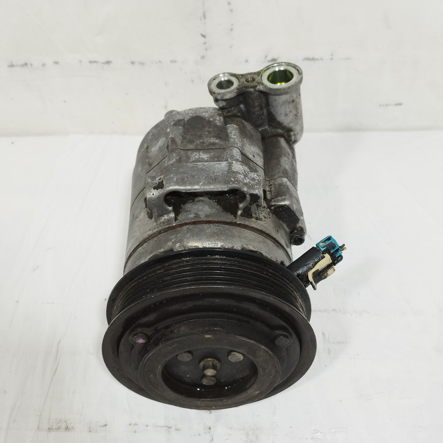 Compressore a / c Chevrolet Aveo 1.2 B 2011-2015 DELPHI cod: 687997689 2 pin ecoAC15513