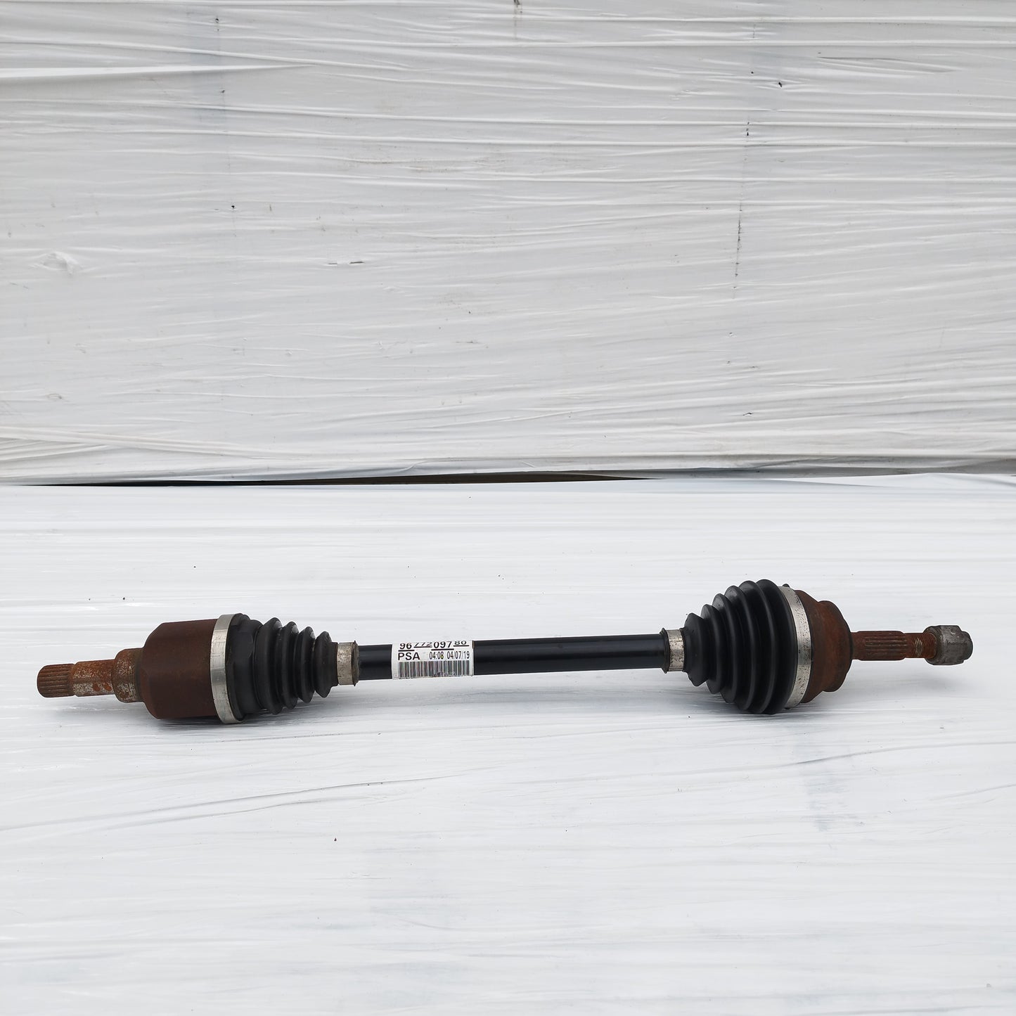 Semiasse anteriore sx Peugeot 2008 1.2 B 2019 cod: 9677209780 ecoAC15758