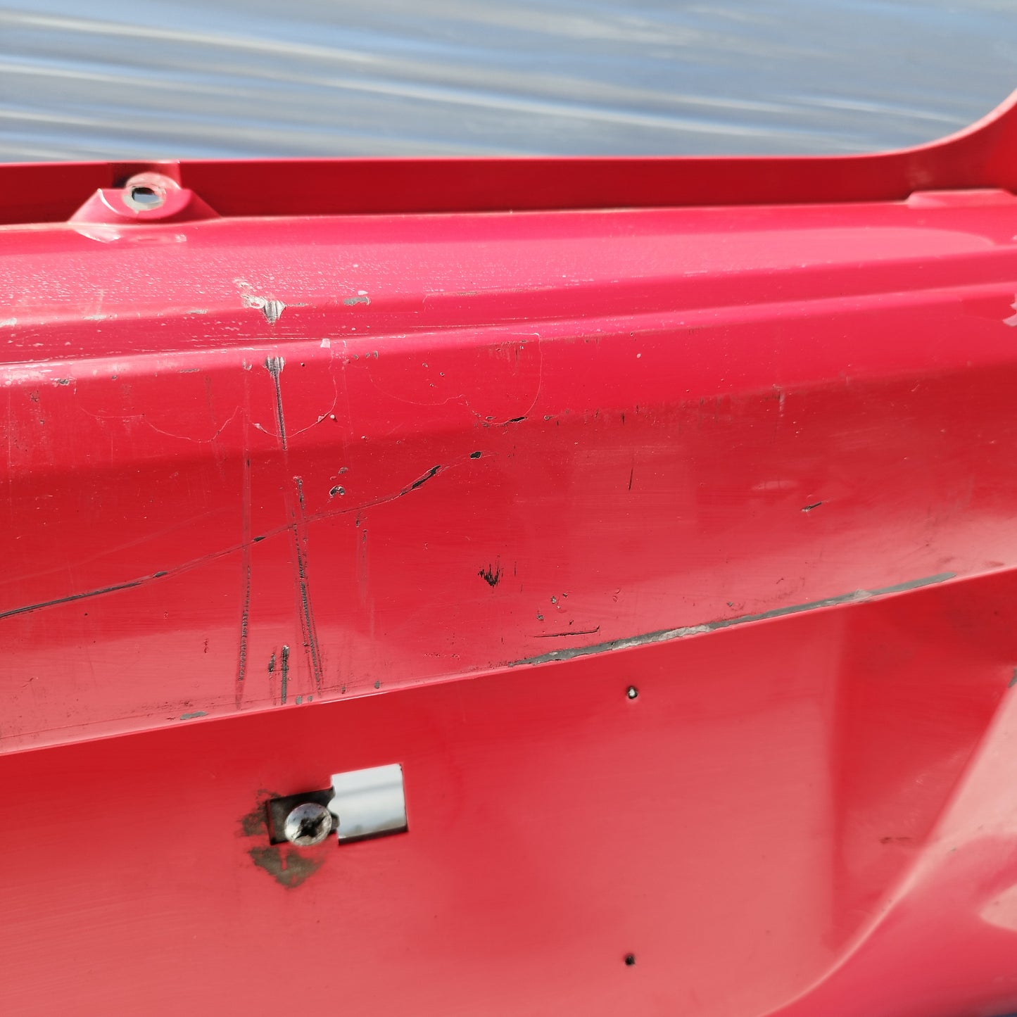 Paraurti posteriore rosso Hyundai I10 I (PA) 2011-2013 Restyling cod: 86611-0X210 ecoDM147