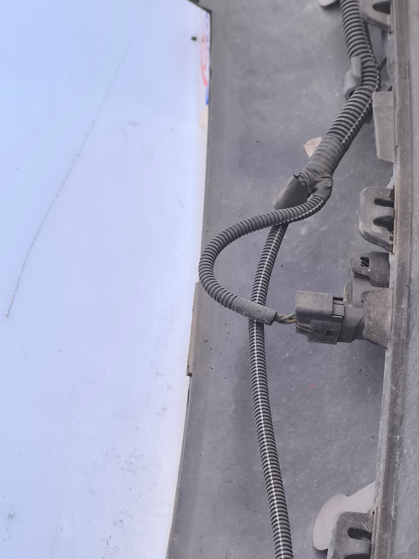 Paraurti posteriore grigio argento Citroen C3 anno 2012 ecoAG6911