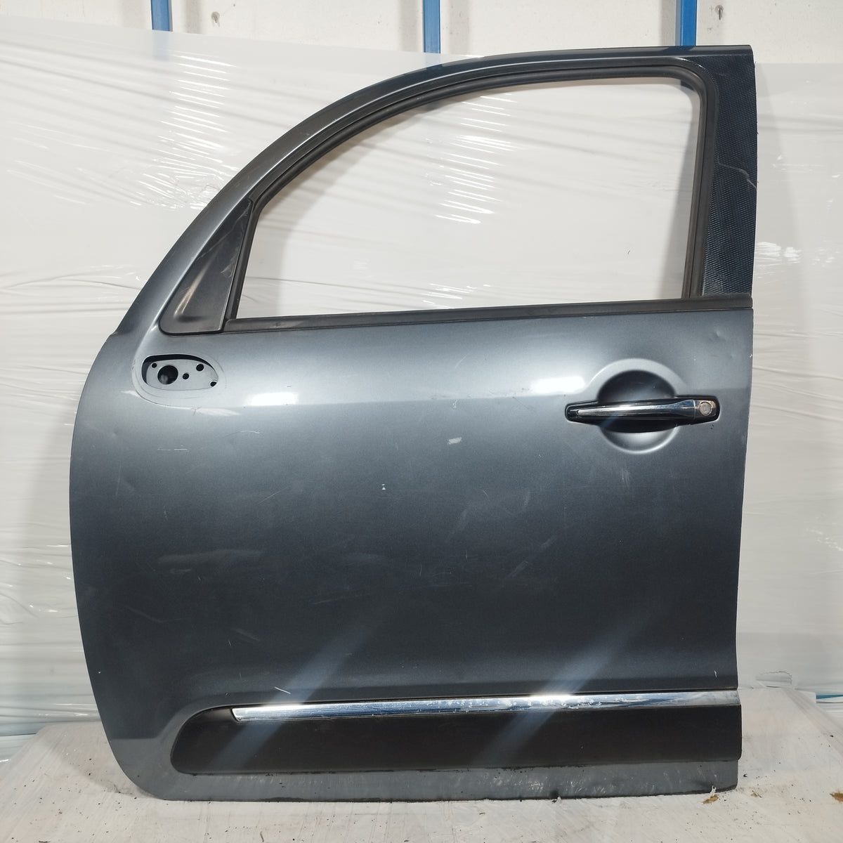 Sportello anteriore sx grigio scuro Citroen C3 Picasso 2009-2017 ecoAC17059