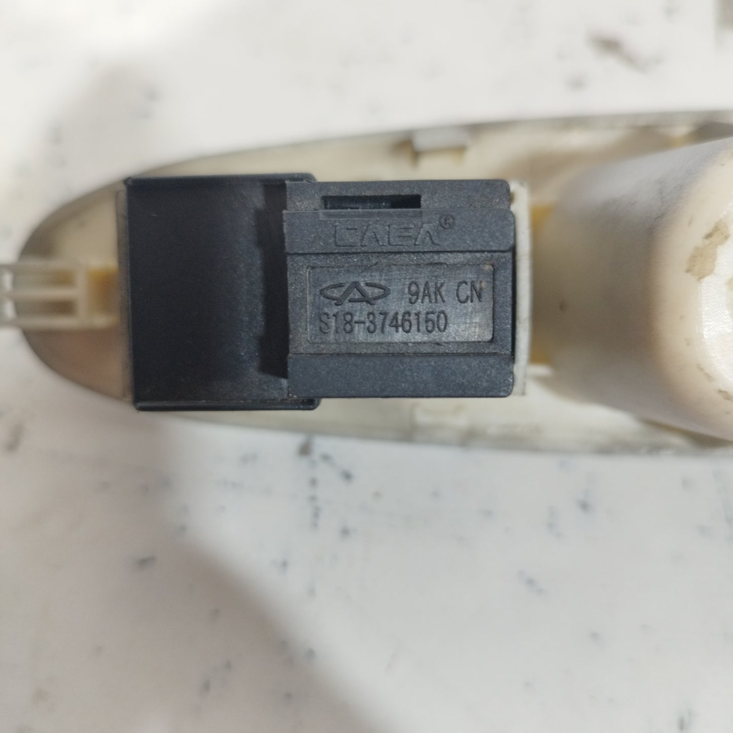 Pulsantiera posteriore sx DR1 2010 Cod: S18-3746150 ecoAC8601