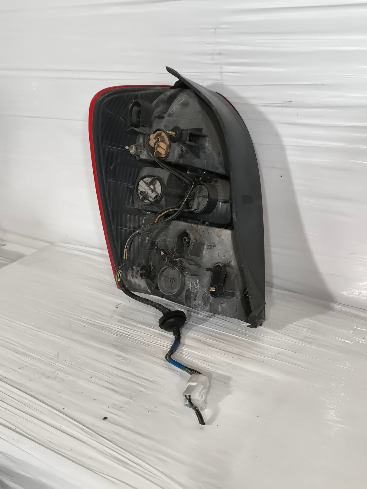 Fanale posteriore dx Mazda 323 Hatchback anno 1998-2000 5 p ecoAG9850