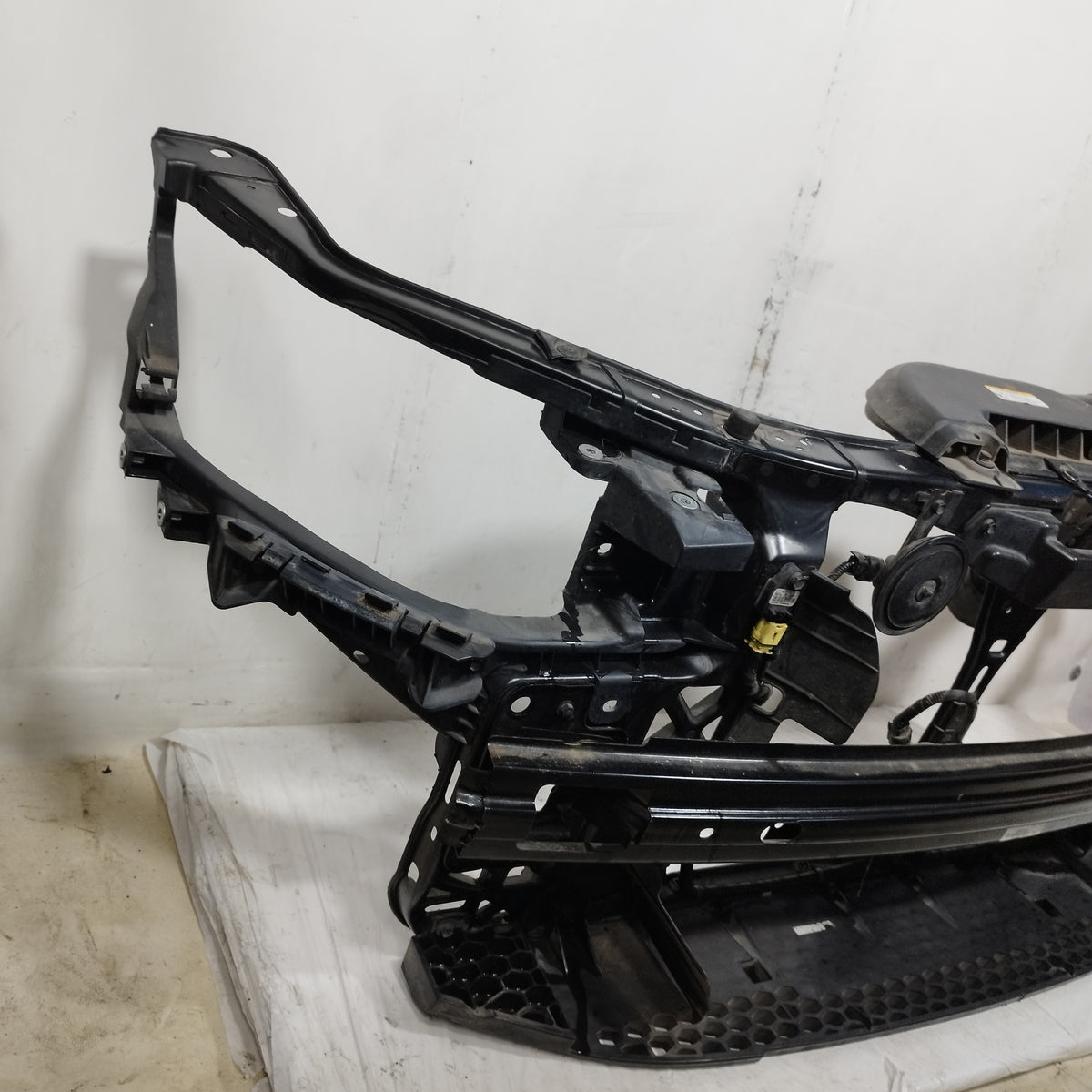 Calandra con rinforzo Kia Ceed I (ED) SW 2007-2009 ecoAC16805